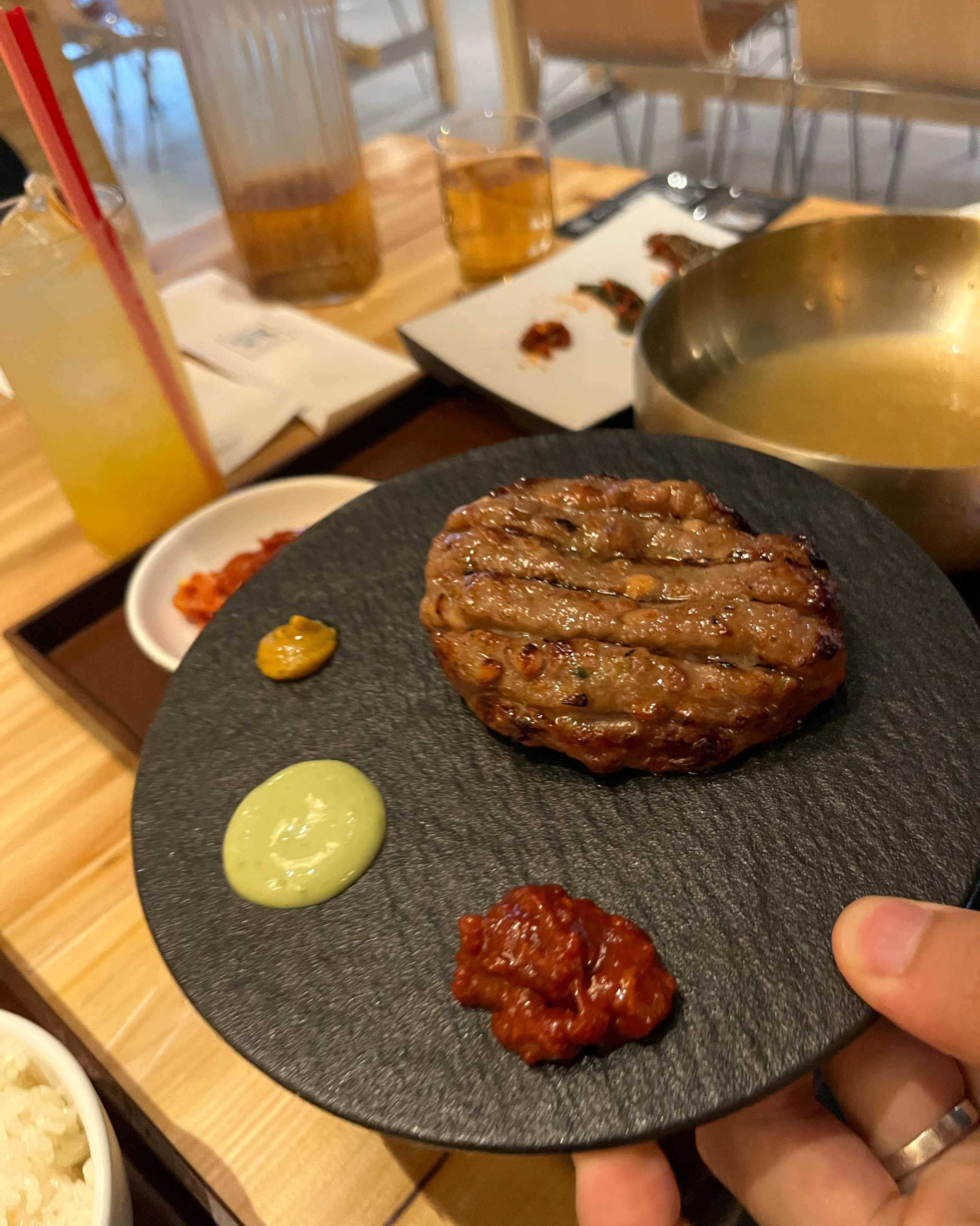 남자친구가 초계국수를 정말 많이 좋아하는데 찾아보니 이곳 초계국수가 맛있다고해서 와봤어요!