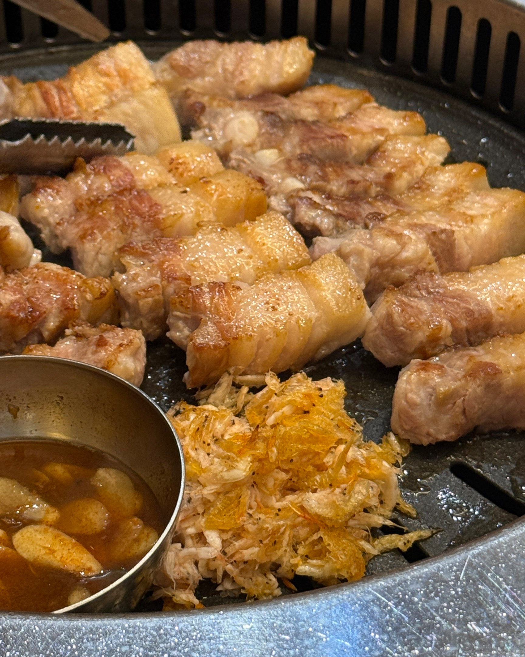 친구생일이라 룸으로 예약하고 왔는데 - 대전 맛집 맛찬들왕소금구이 갈마점