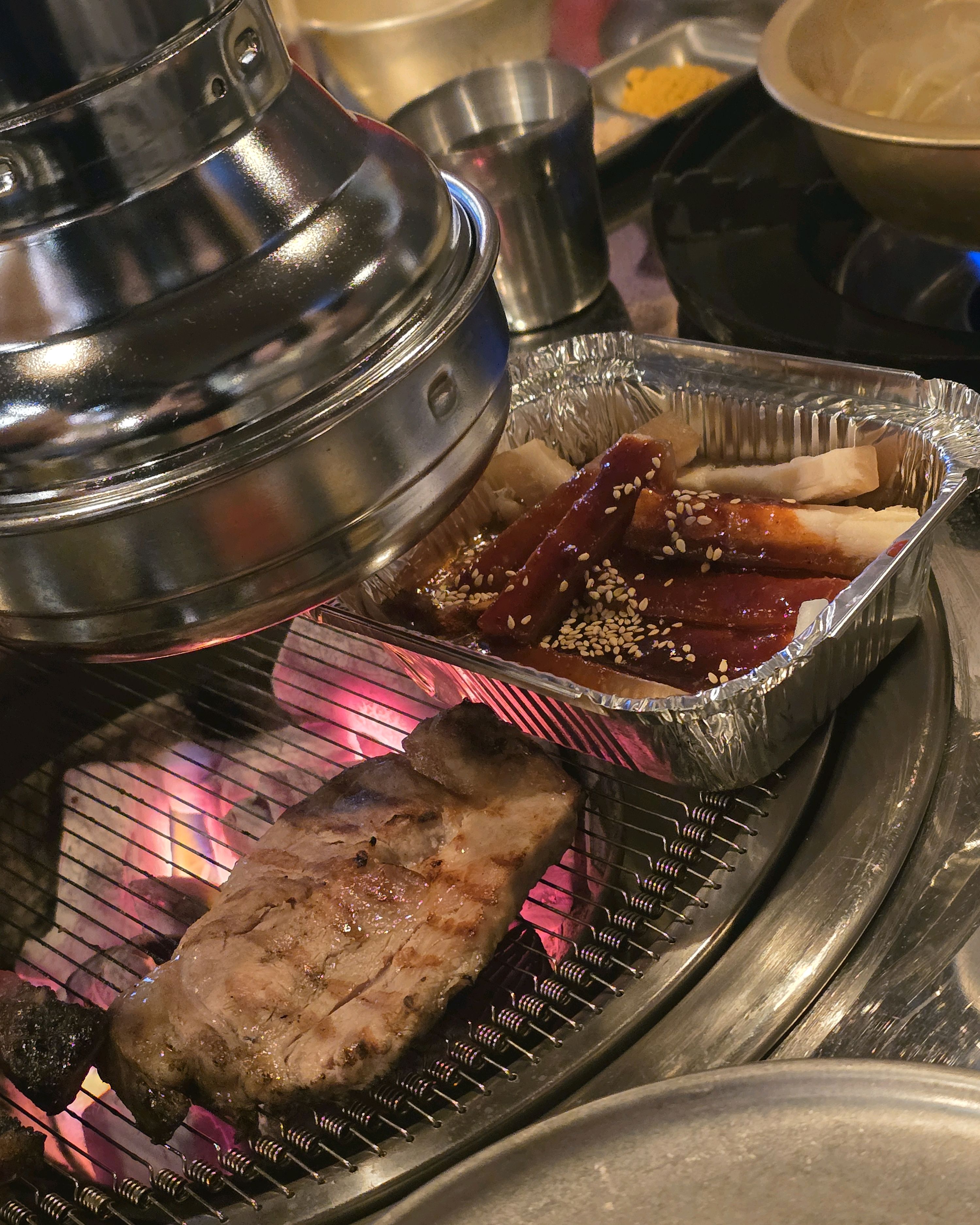 메뉴가 엄청 특이하고 다양하고 술마시기 좋은 안주들이고 고기도 맛있어요😊😊 - 대전 맛집 녹슨집 대전본점