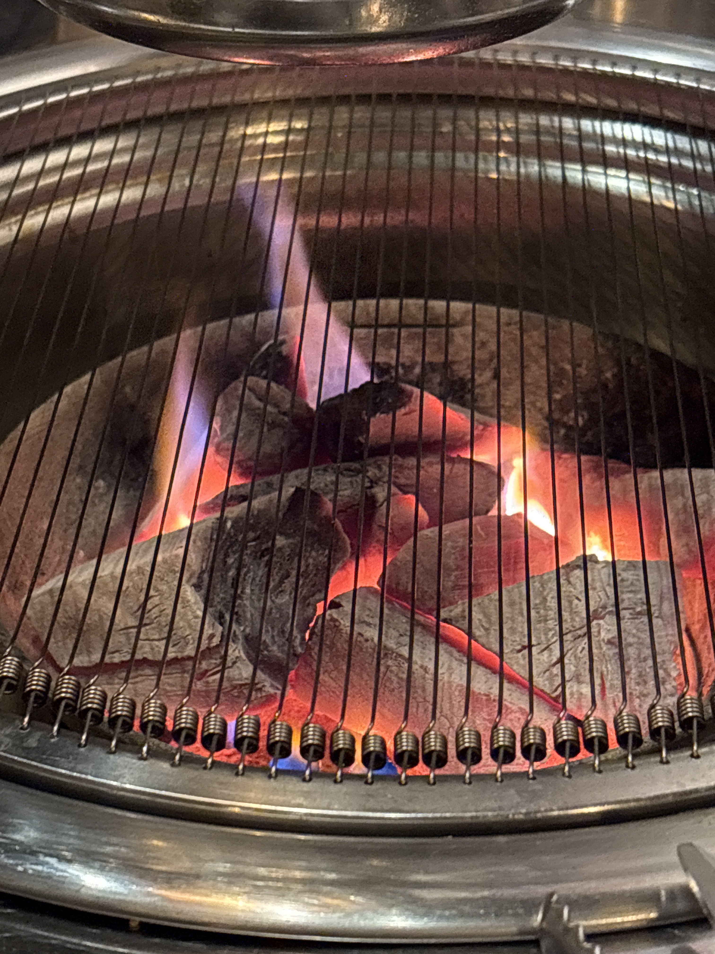 고기 너무 맛있고 직원분들도 다 너무 친절해서 좋았어요!! 다음에는 소고기 먹으러 올래용