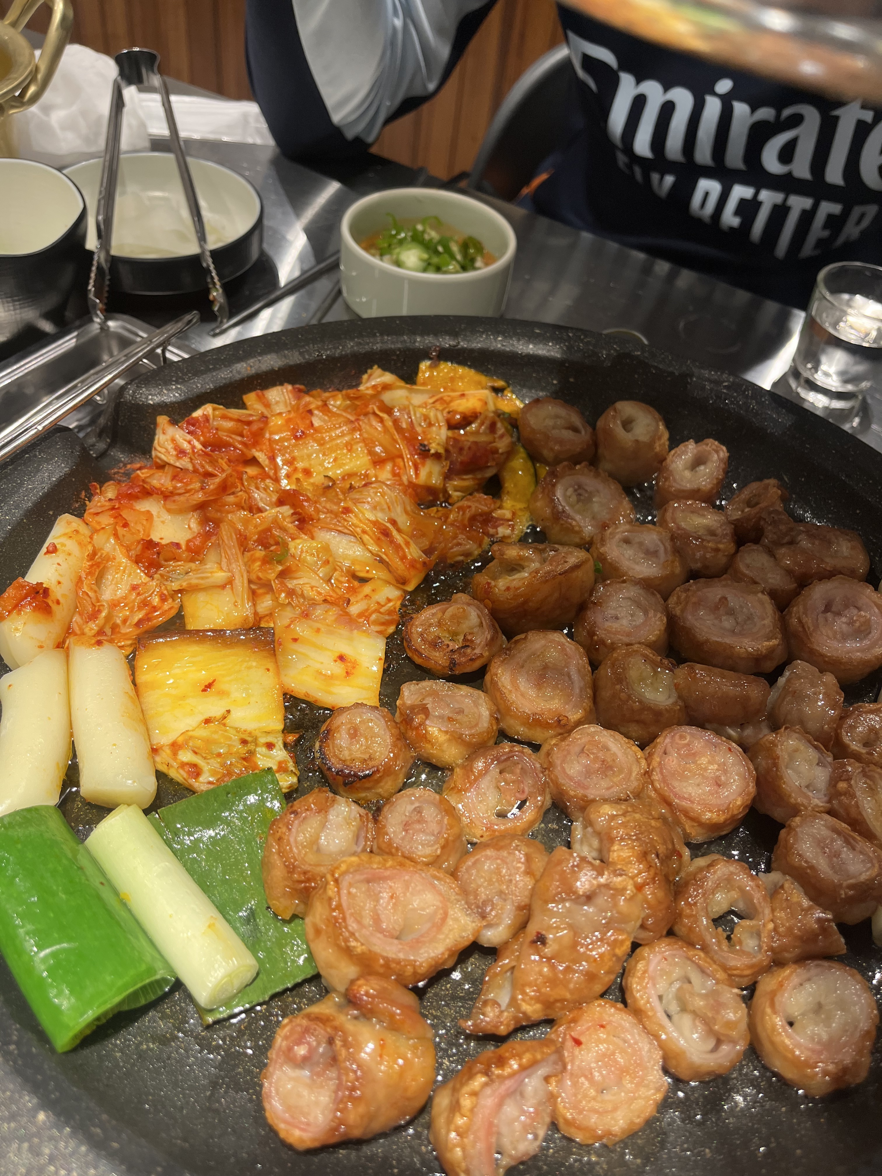 신규오픈해서 방문했는데 아주 만족합니다~! 기본 연막창 주문했는데 200그램 양도 많았고