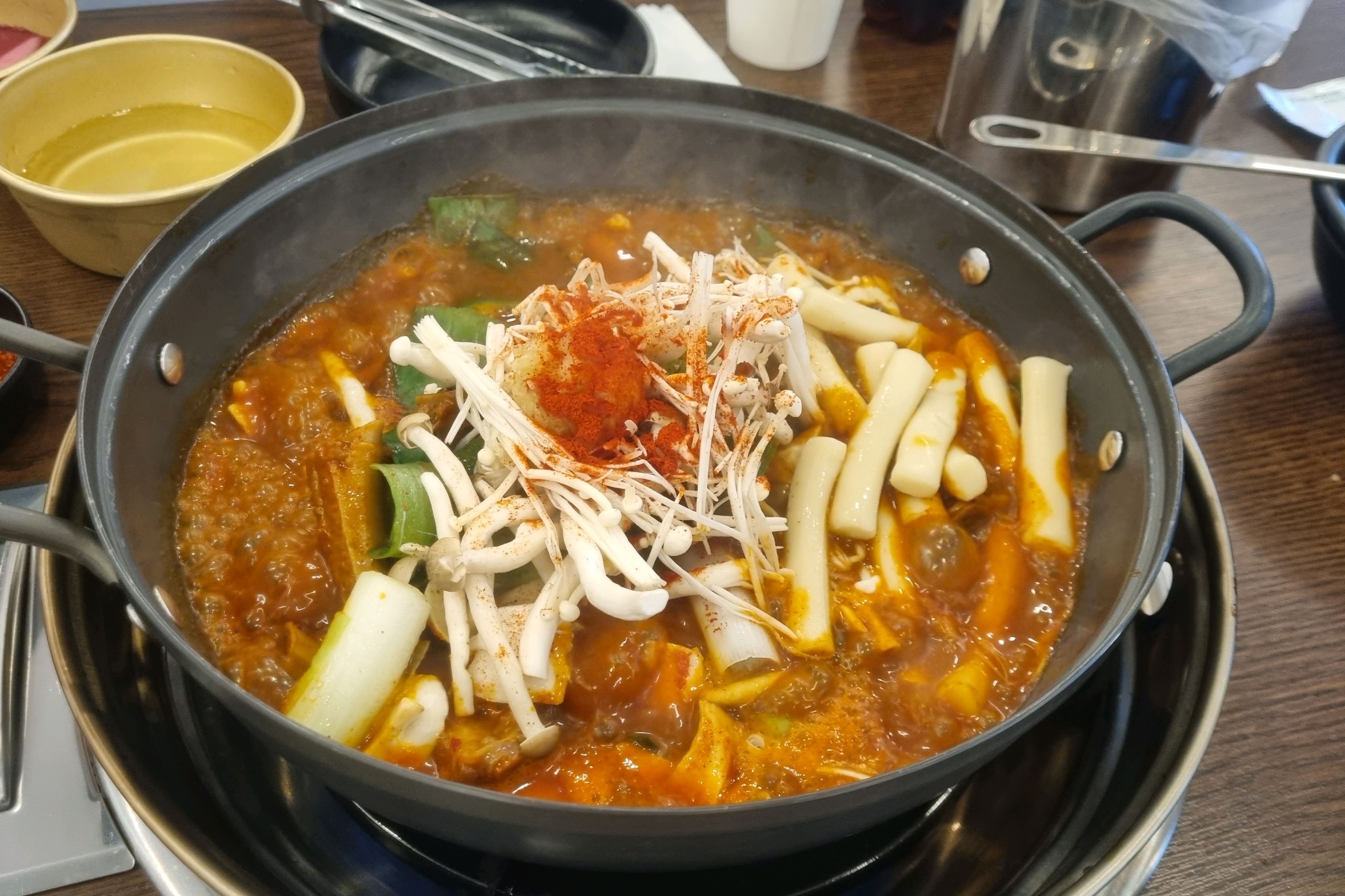 대구에서 가보고 너무 맛있어서 대구갈때마다 먹었는데 대전에 생겨서 완전 행복합니다!!! 역