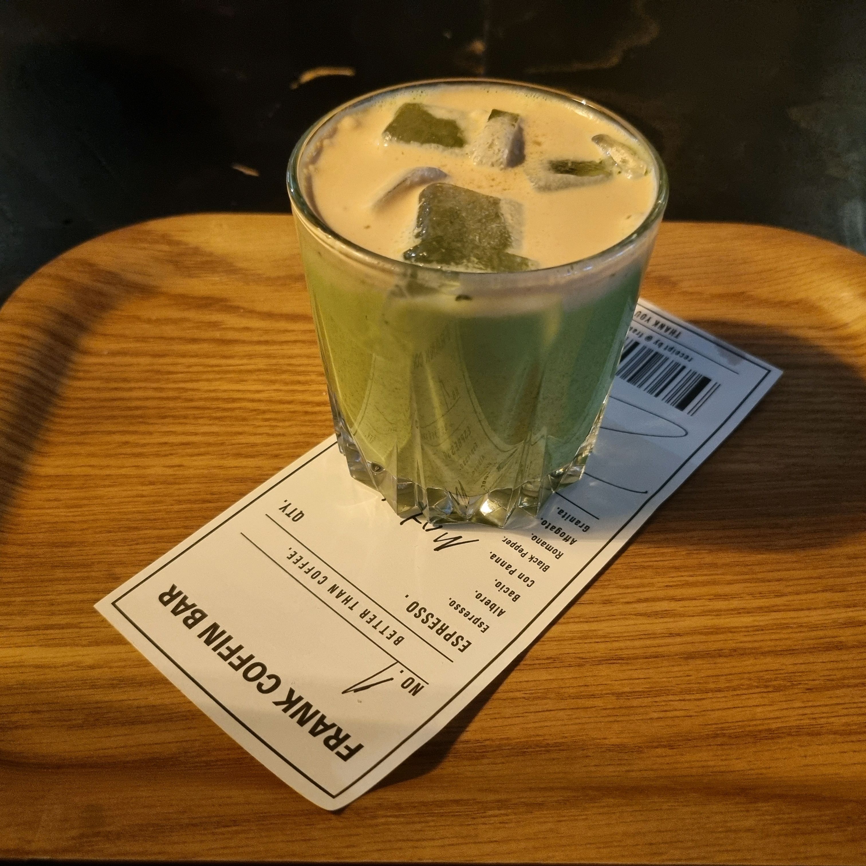 커피가 맛있고 분위기가 좋아요!! - 대전 맛집 프랭크커핀바 대전둔산점