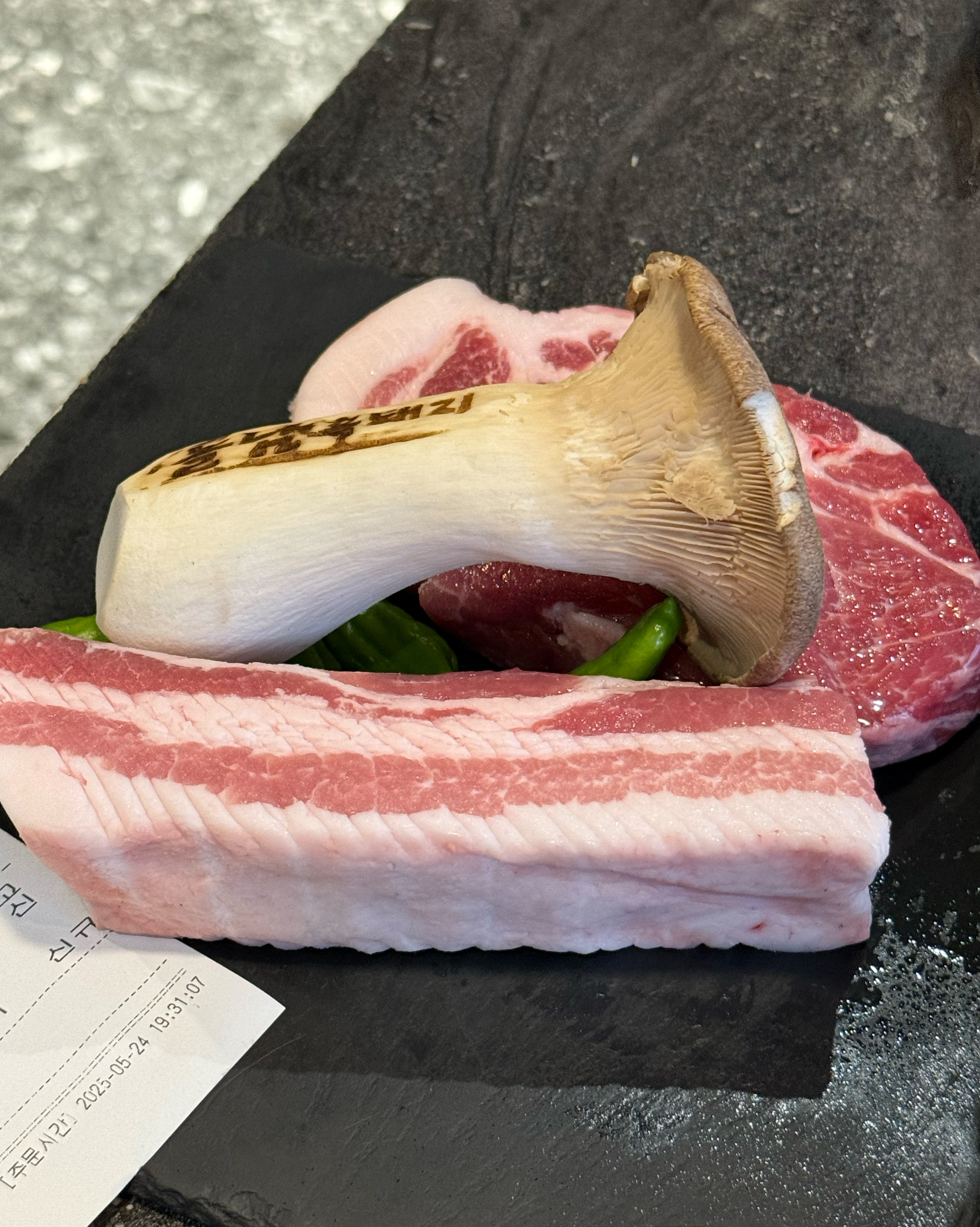 항상 믿고 오는 돌담! 맛있게 잘 먹었습니다 :)❤️ - 제주 맛집 돌담흑돼지 중문점