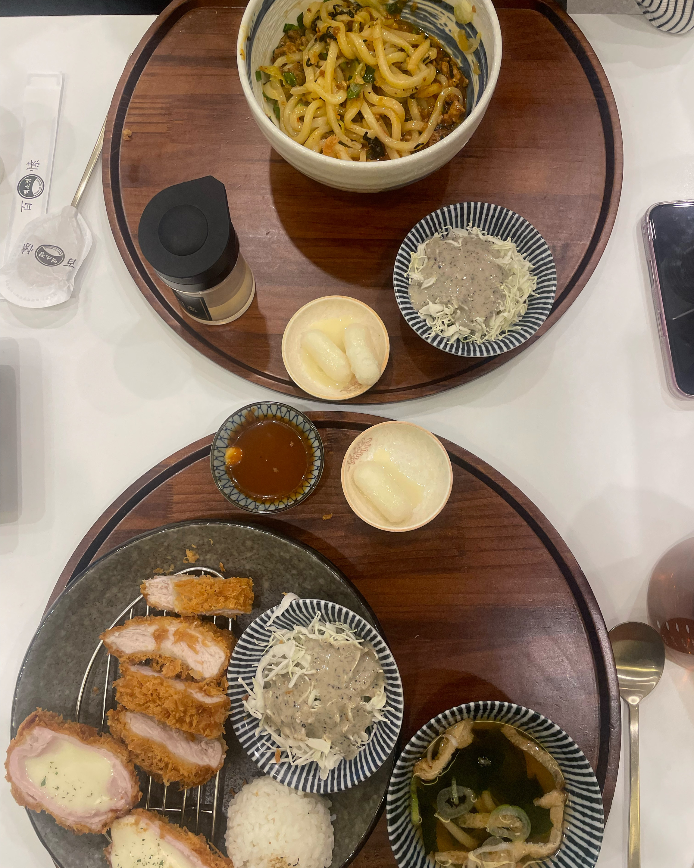 돈까스는 완전 바삭하고 소바는 면이 아주 부드러워요 - 오목교역 맛집 백소정 목동41타워점