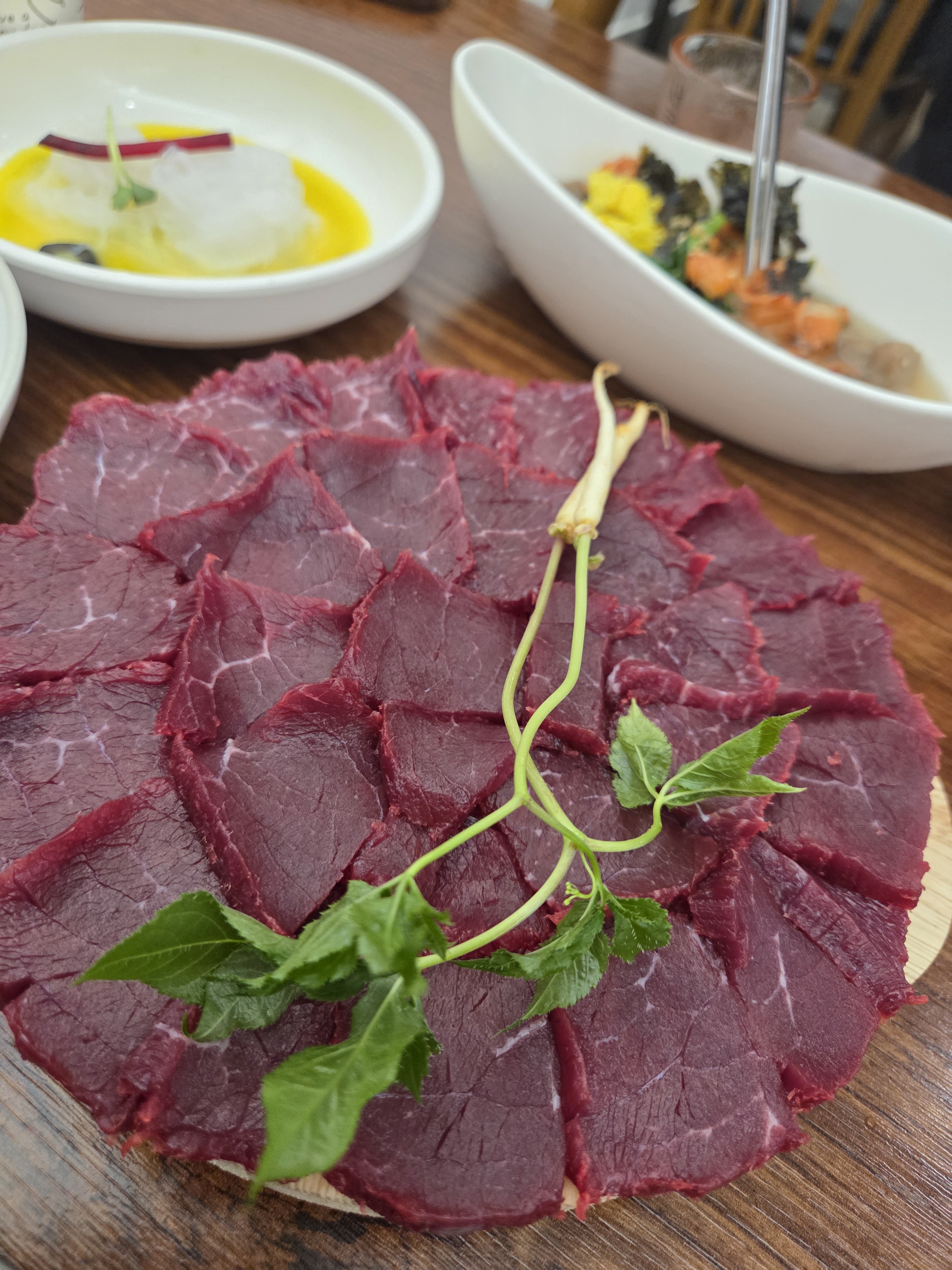 사장님 젠틀하시고 음식도 너무 맛있습니다. 다음에 재방문 할께요😊 - 대구 맛집 덕일생고기 본점