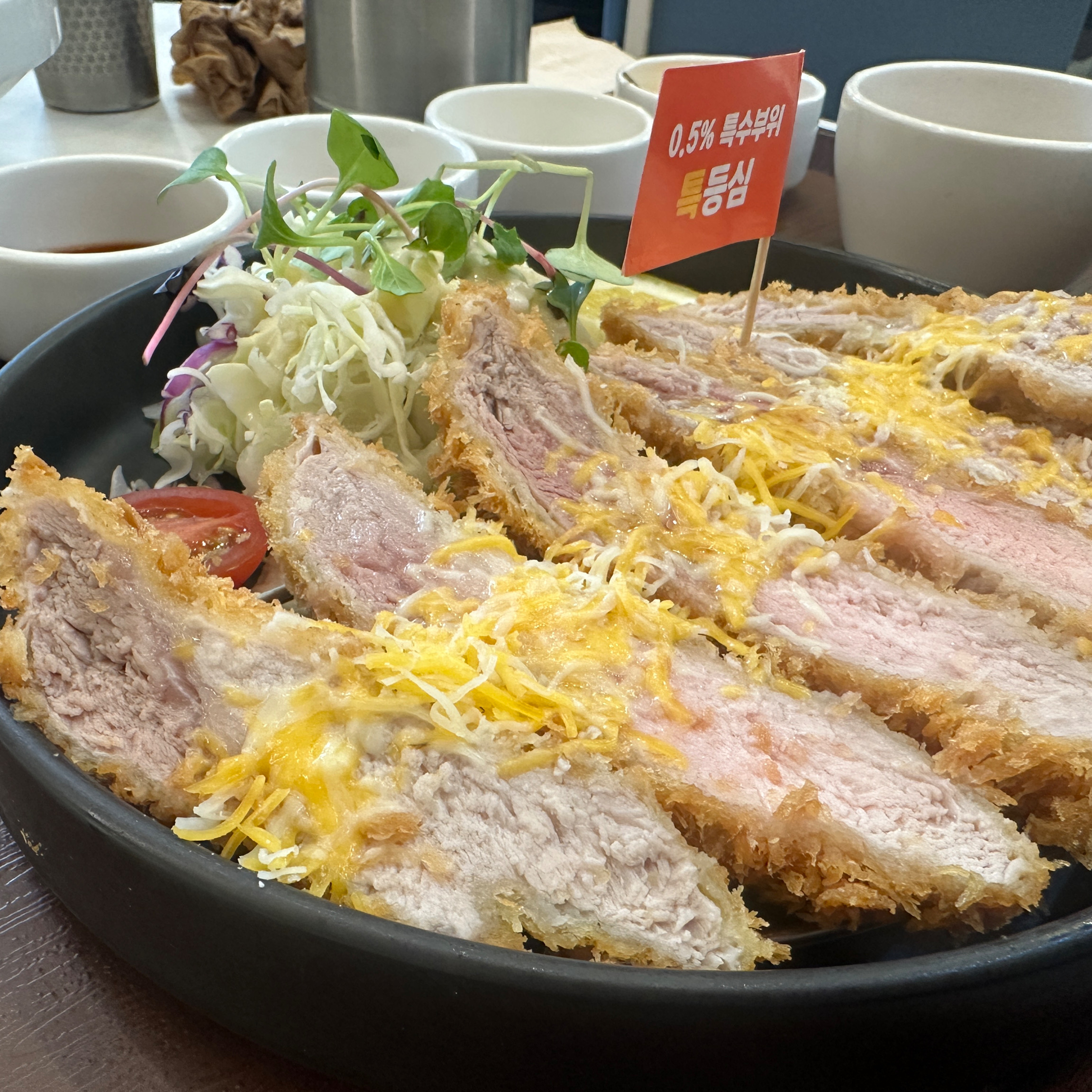 근처 소아과 올 때마다 아기들이랑 자주 오는 곳이에요 맛도 보통이상이고 공간도 쾌적합니다 - 대전 맛집 소바카츠 월평선사점