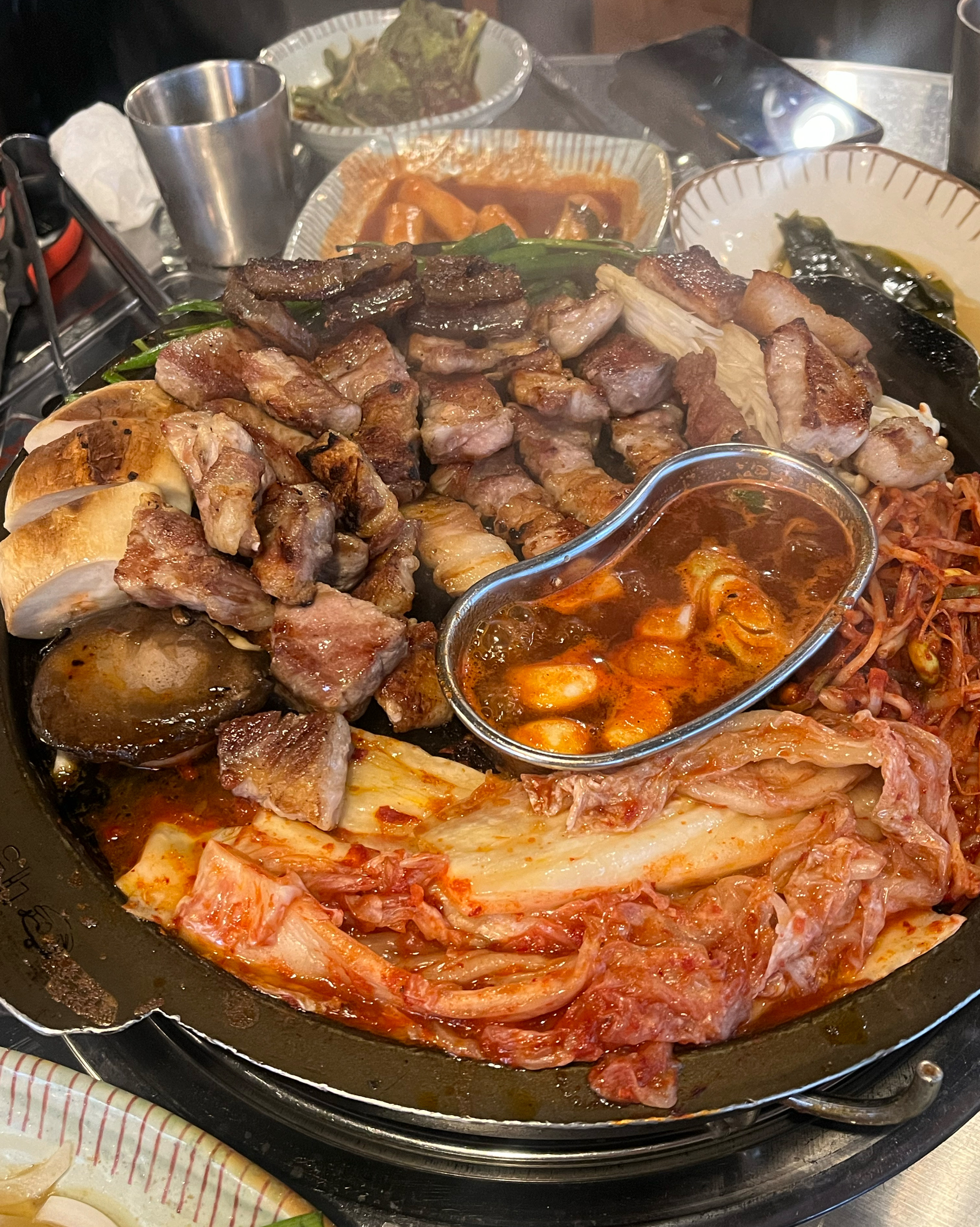 타지에서 놀러와서 방문했는데 웨이팅 맛집이였네요👍👍 맛았아요 - 대구 맛집 미진삼겹살
