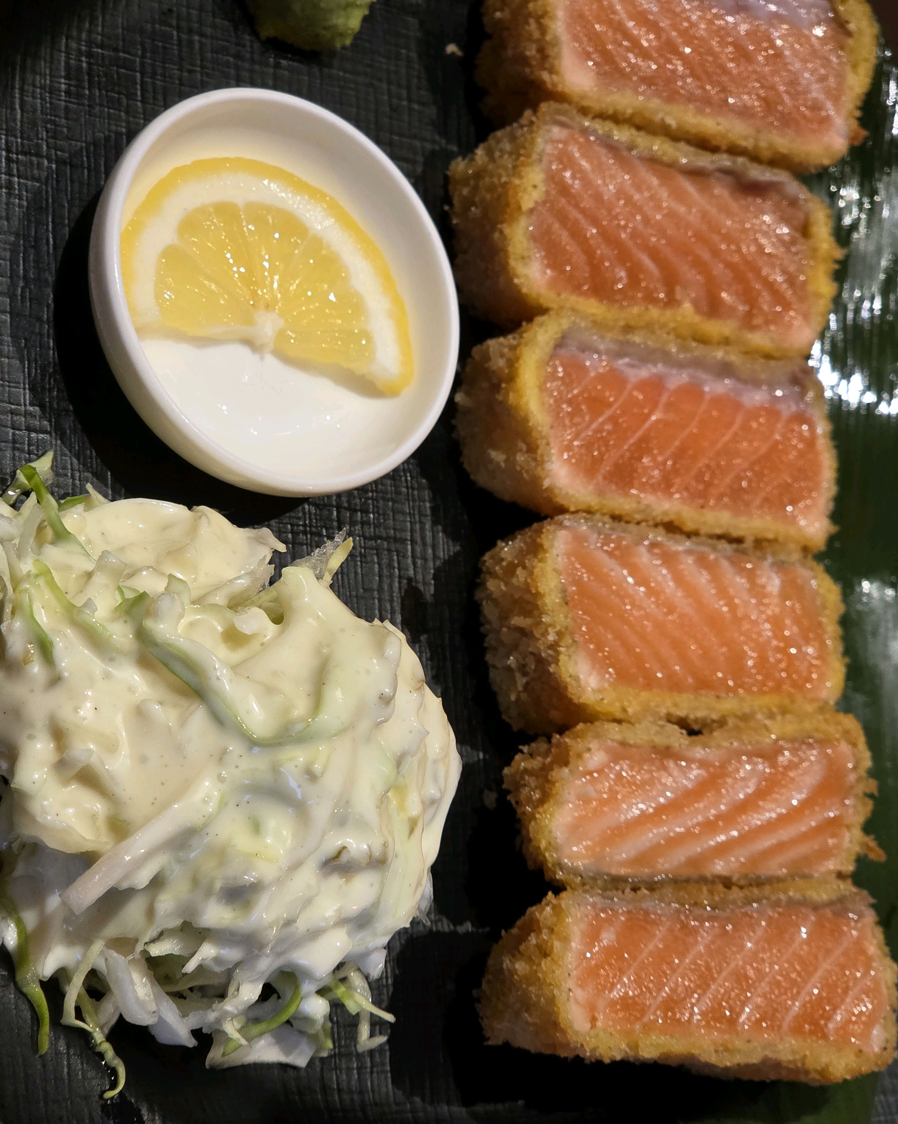 연어카츠 정말 맛있어요..♡ 대전 올때마다 오는 가게인데 리뷰 써보는 건 또 처음이네요! - 대전 맛집 일관 대전갈마동본점