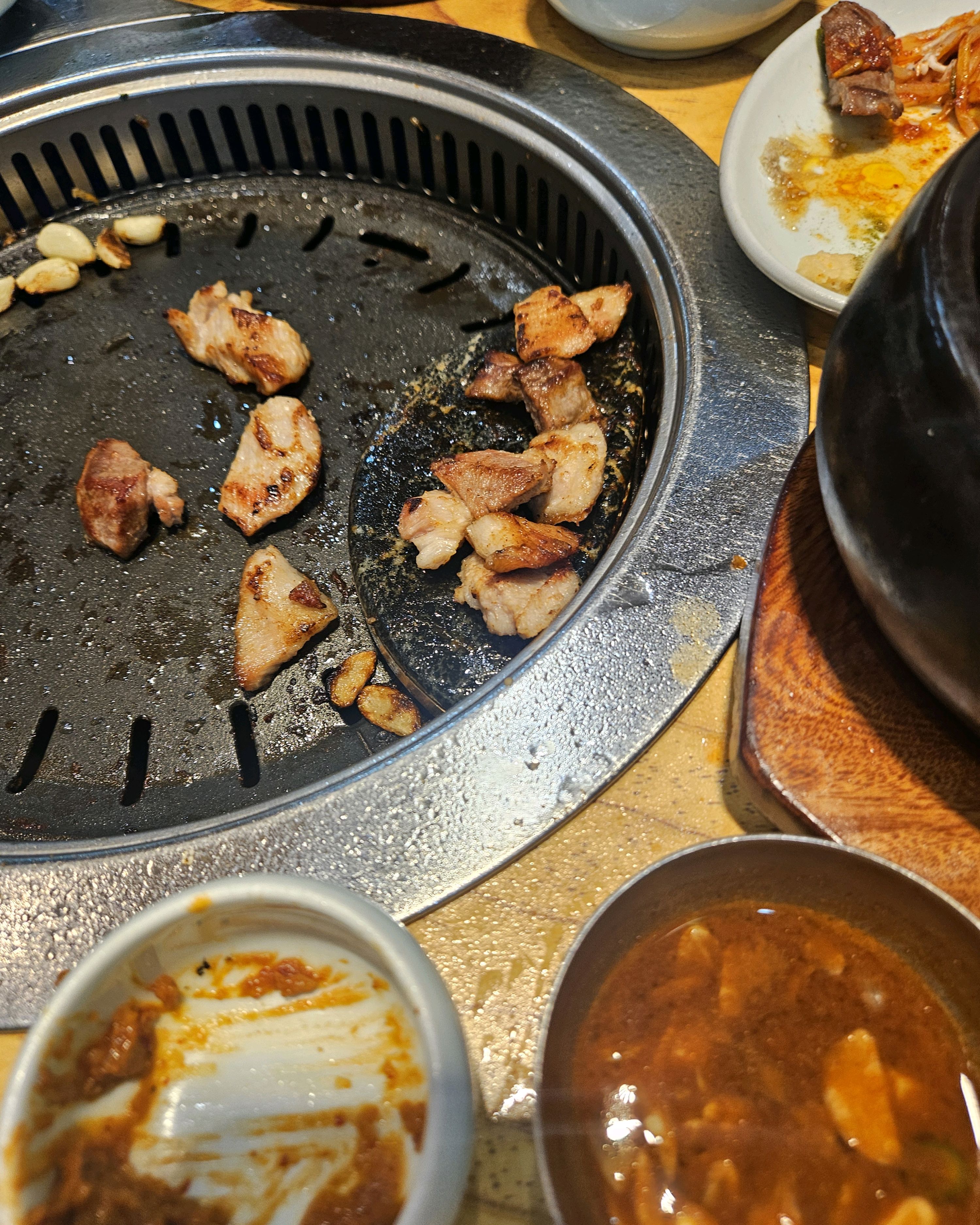 직원들 응대도 빠르고 고기도 너무 맛잇엇어요~ 잘 먹엇습니다~~ - 대전 맛집 맛찬들왕소금구이 갈마점
