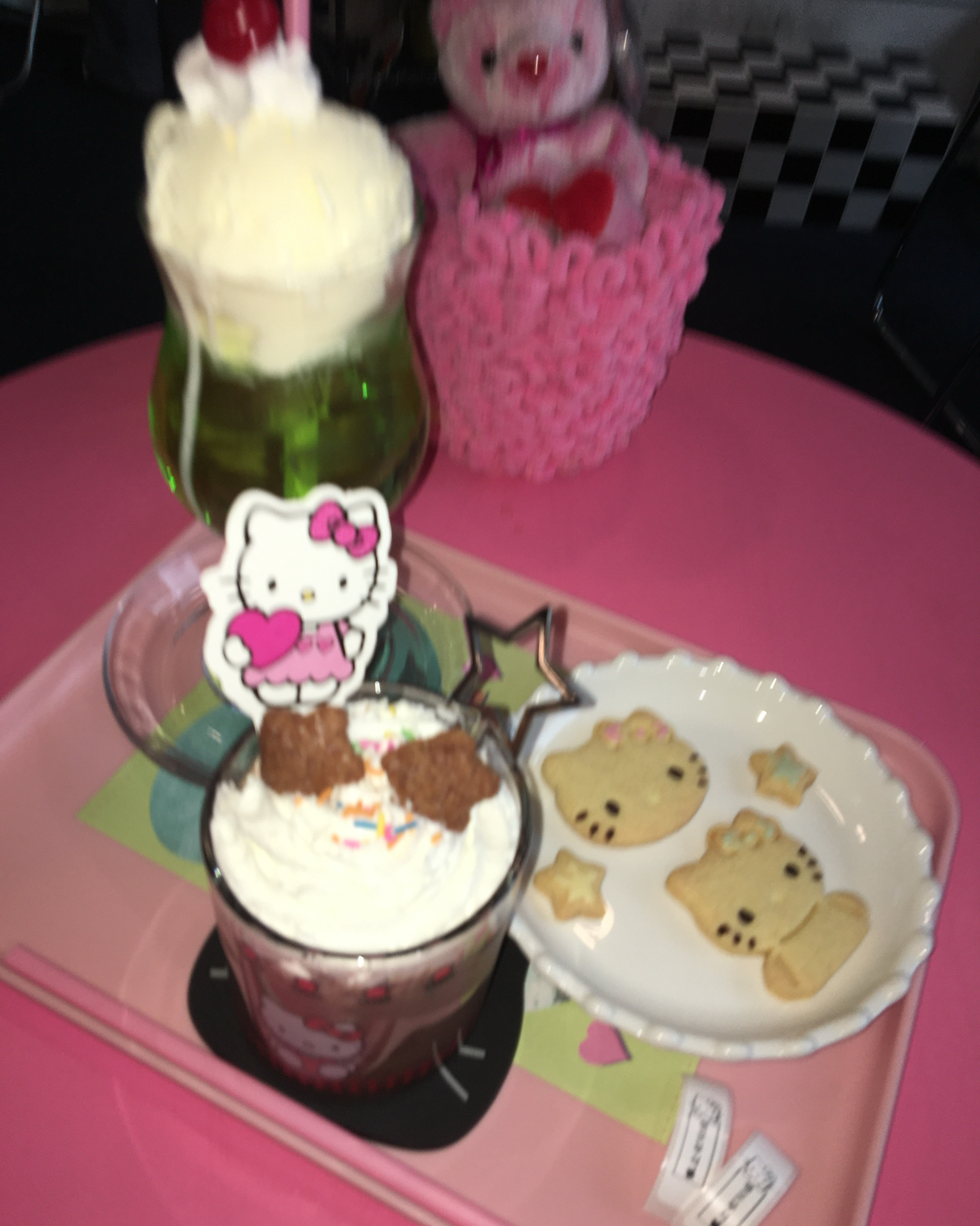 카페 너무 예쁘게 잘 꾸며져있고 음료도 짱 맛있어요!! - 대전 맛집 ttm