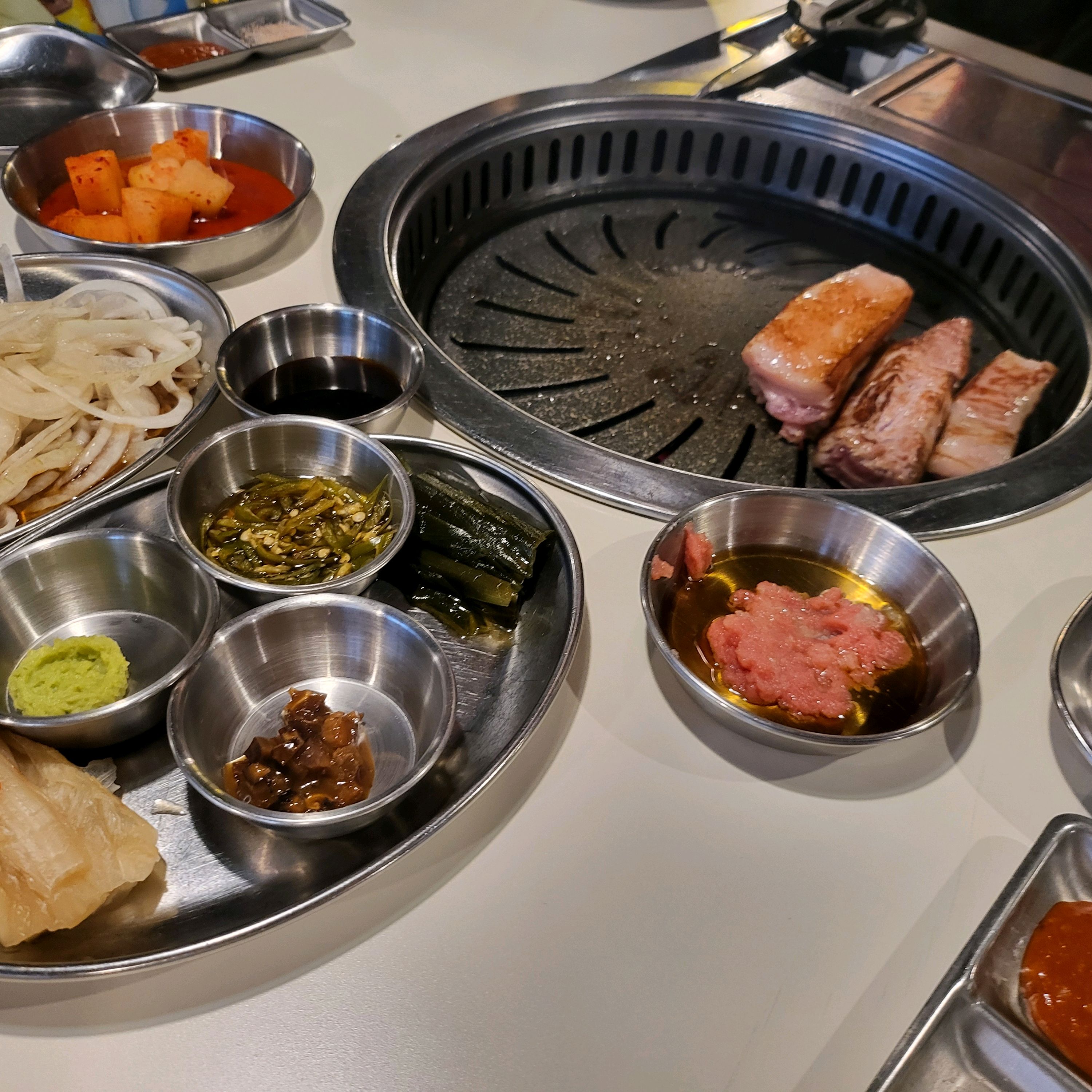 고기가 부드럽고 너무 맛있게 잘구워주세요!! 여기 성수동 맛집!! 나중에 또 올게요~^^ - 성수 맛집 고집132 성수본점