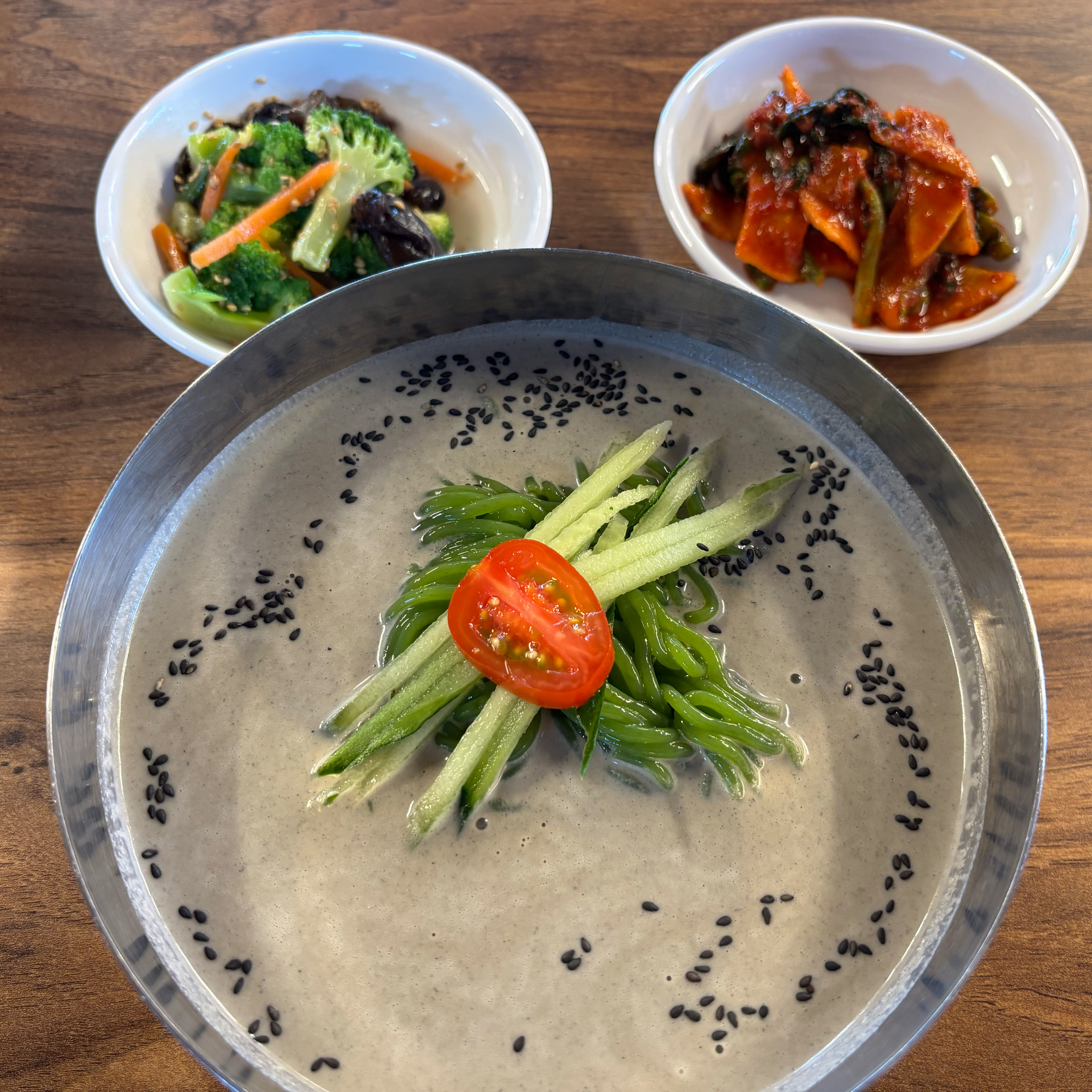 1년 내내 먹을수 없기 때문에 더 희귀템인 통일식당 콩국수!! - 제주 맛집 통일가든