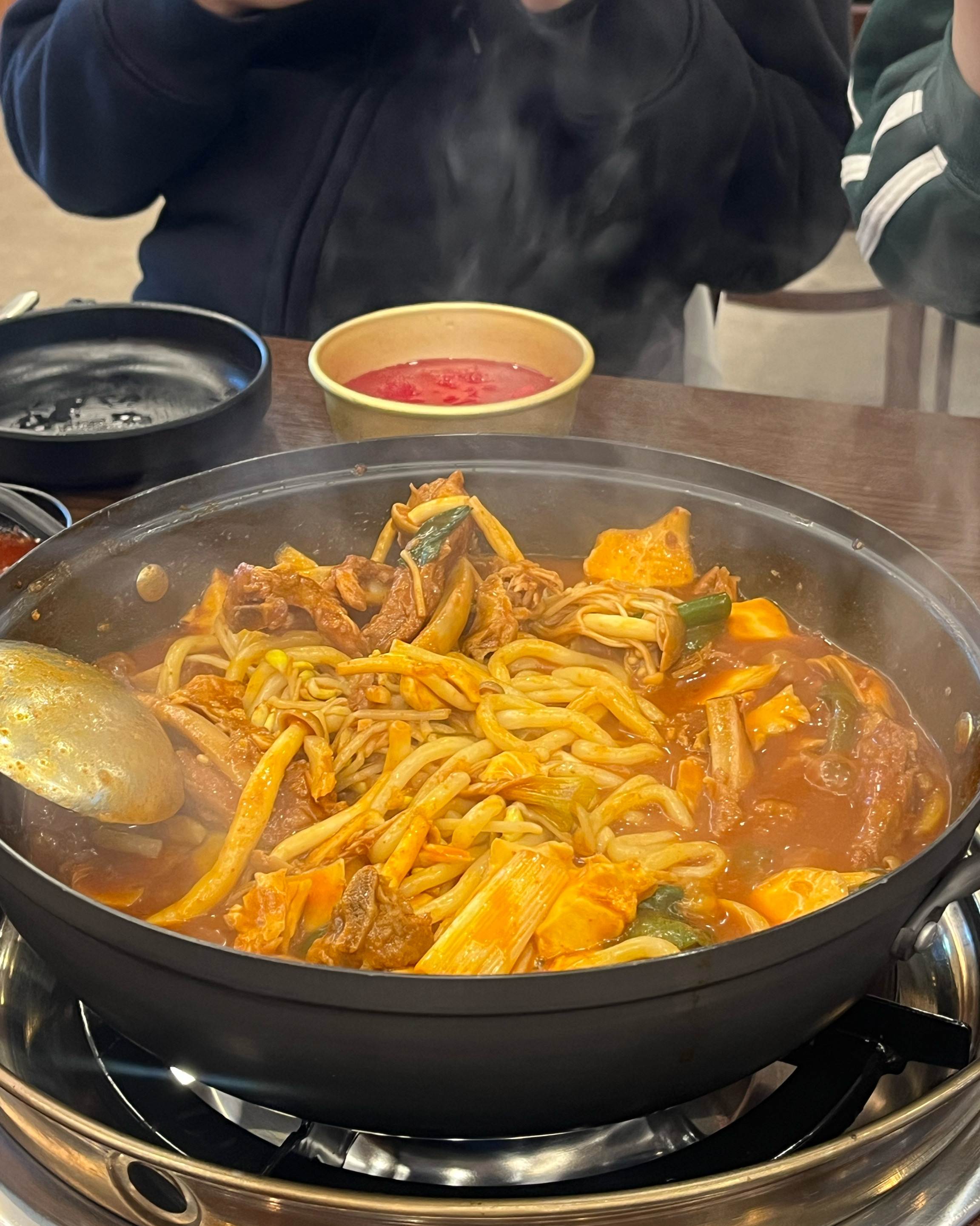 진짜진짜 너무 맛있고요 곤드레밥 미쳤고 메밀전도 미쳤어요 진짜 제발 오세요. 후회하지않을 