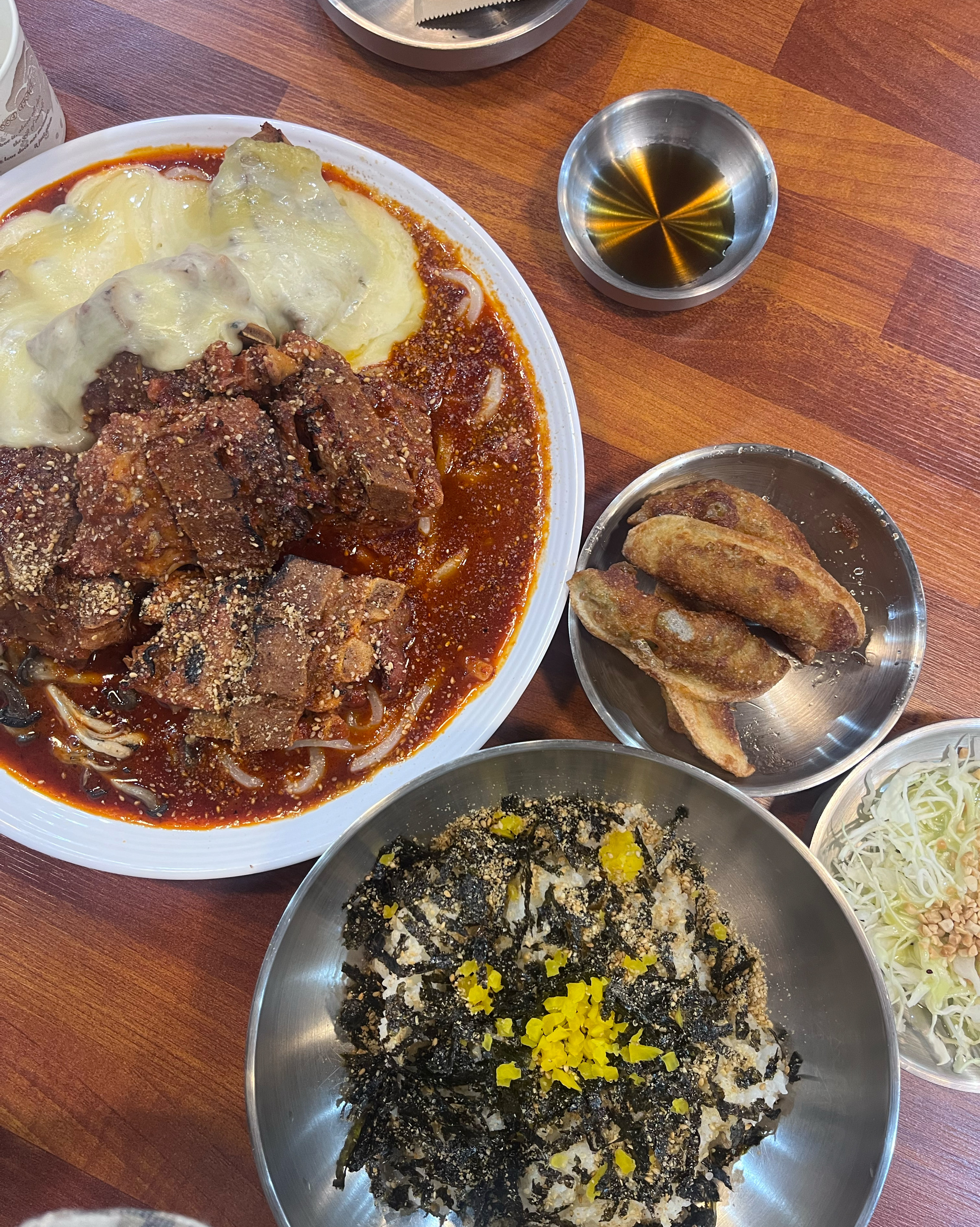 음식도 맛있고 직원분들도 친절하셔서 기분좋게 식사하고 갑니다👍👍 - 대구 맛집 길천 인생면옥 범어본점
