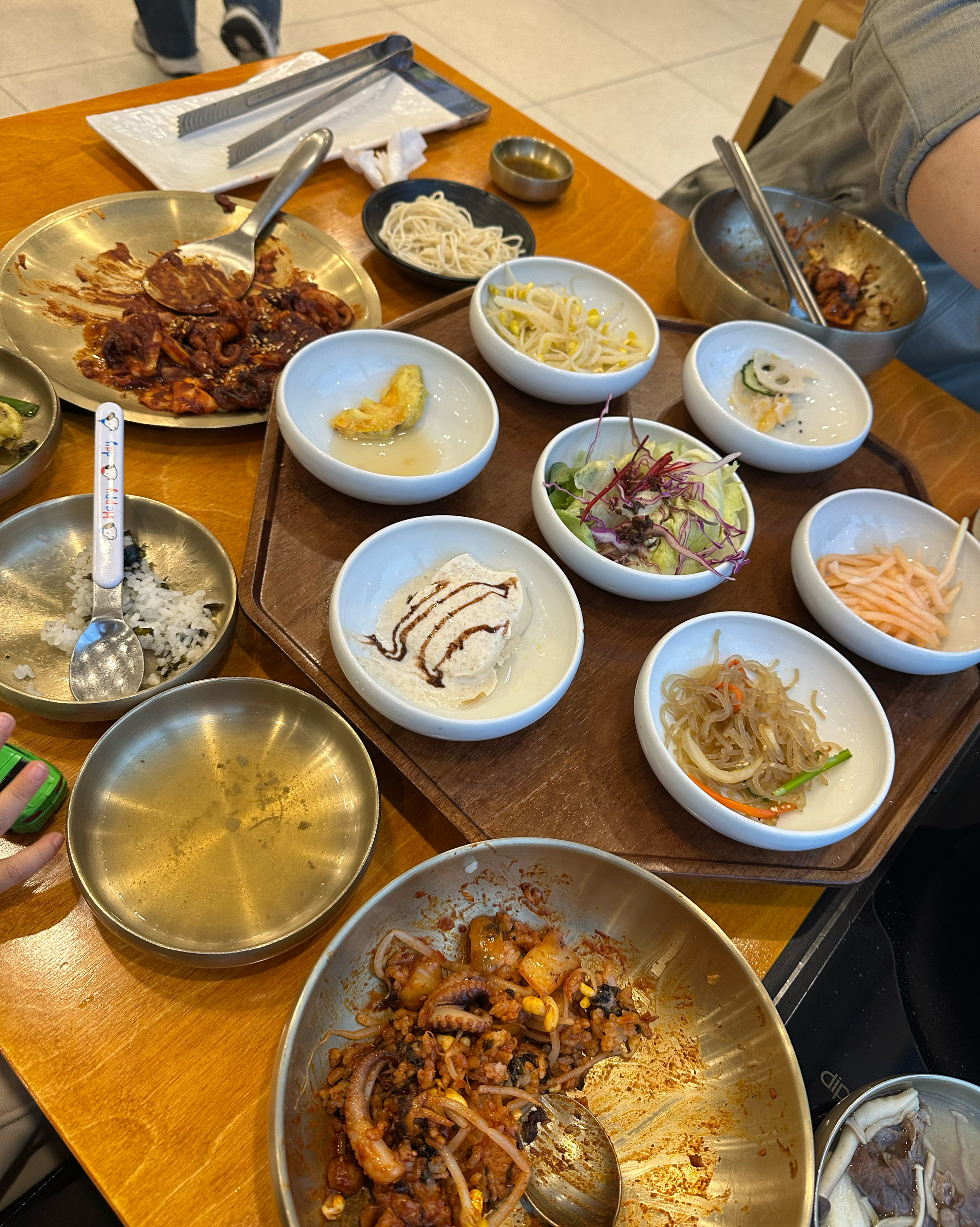 깔끔하고 맛도 좋아요!! - 대구 맛집 청담한상
