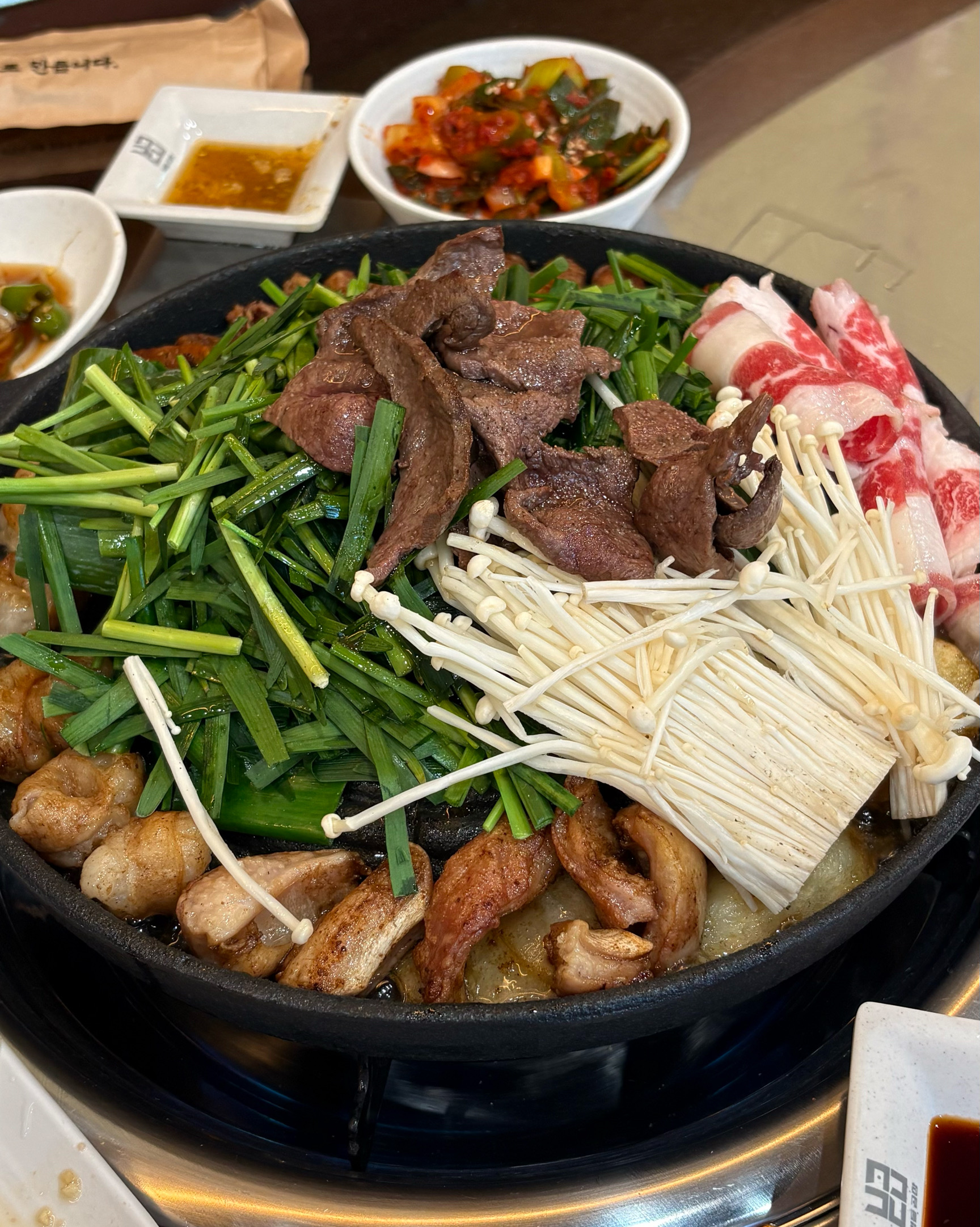 본점 갈라다가 새로 오픈해서 와봤는데 역시 맛있어요! - 대전 맛집 벽돌곱창 대흥점