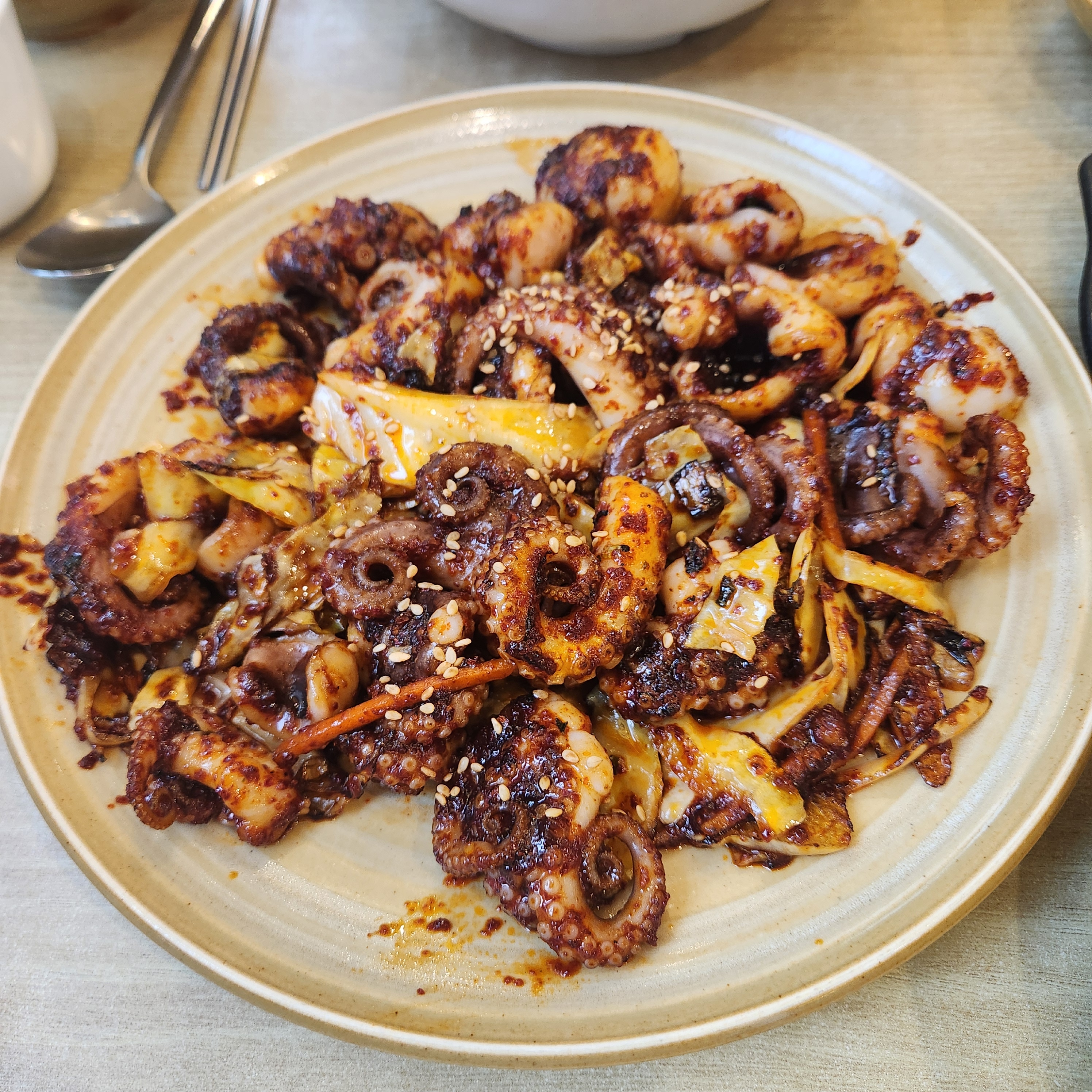 양도 푸짐하고 맛있어요 - 대전 맛집 보끄미 둔산점