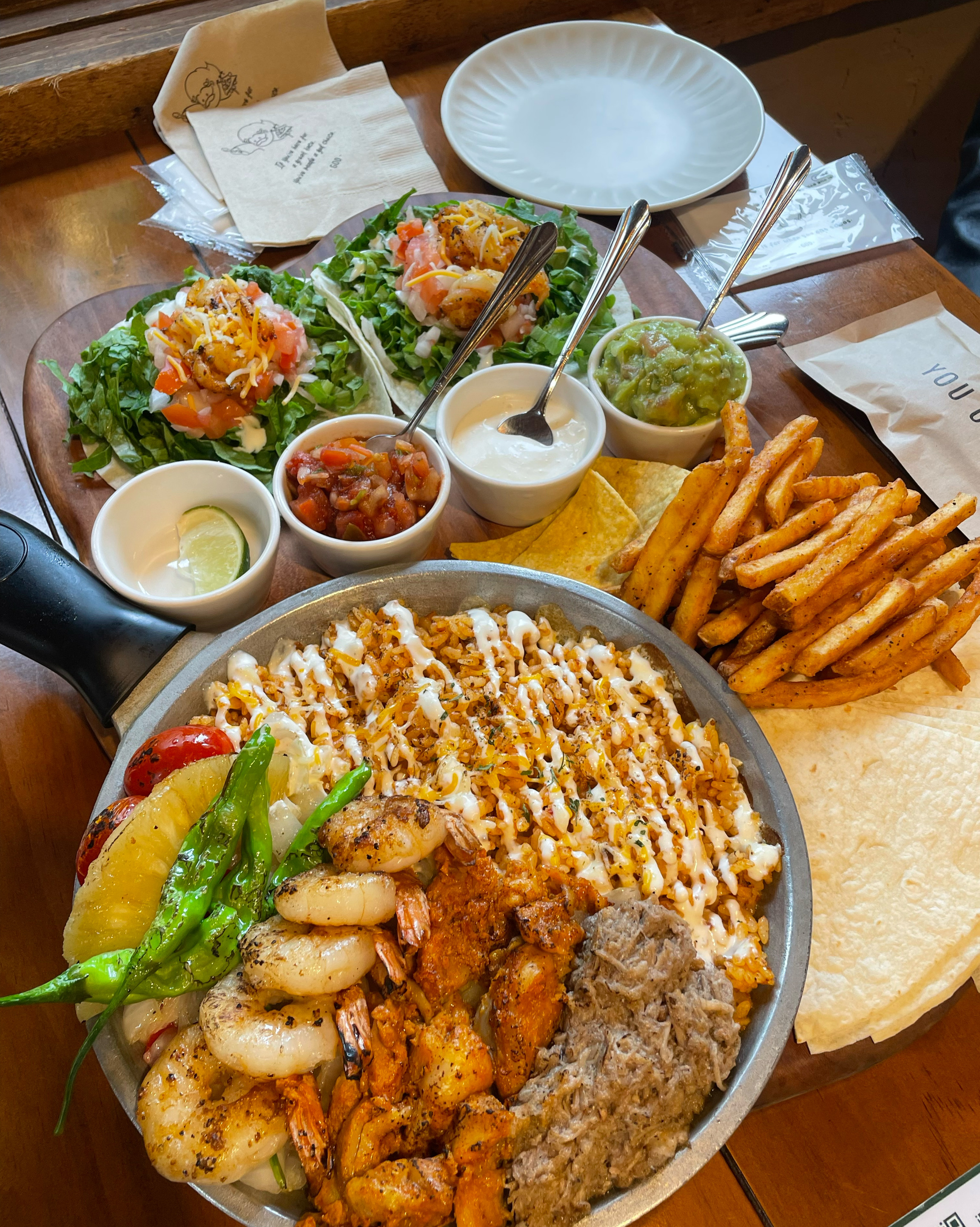 엄마랑 같이 왔어요! 너무 맛있고 힐링하고 갑니다! 다음에 친구랑 올게요💗💗 - 대구 맛집 갓잇 대구삼덕점