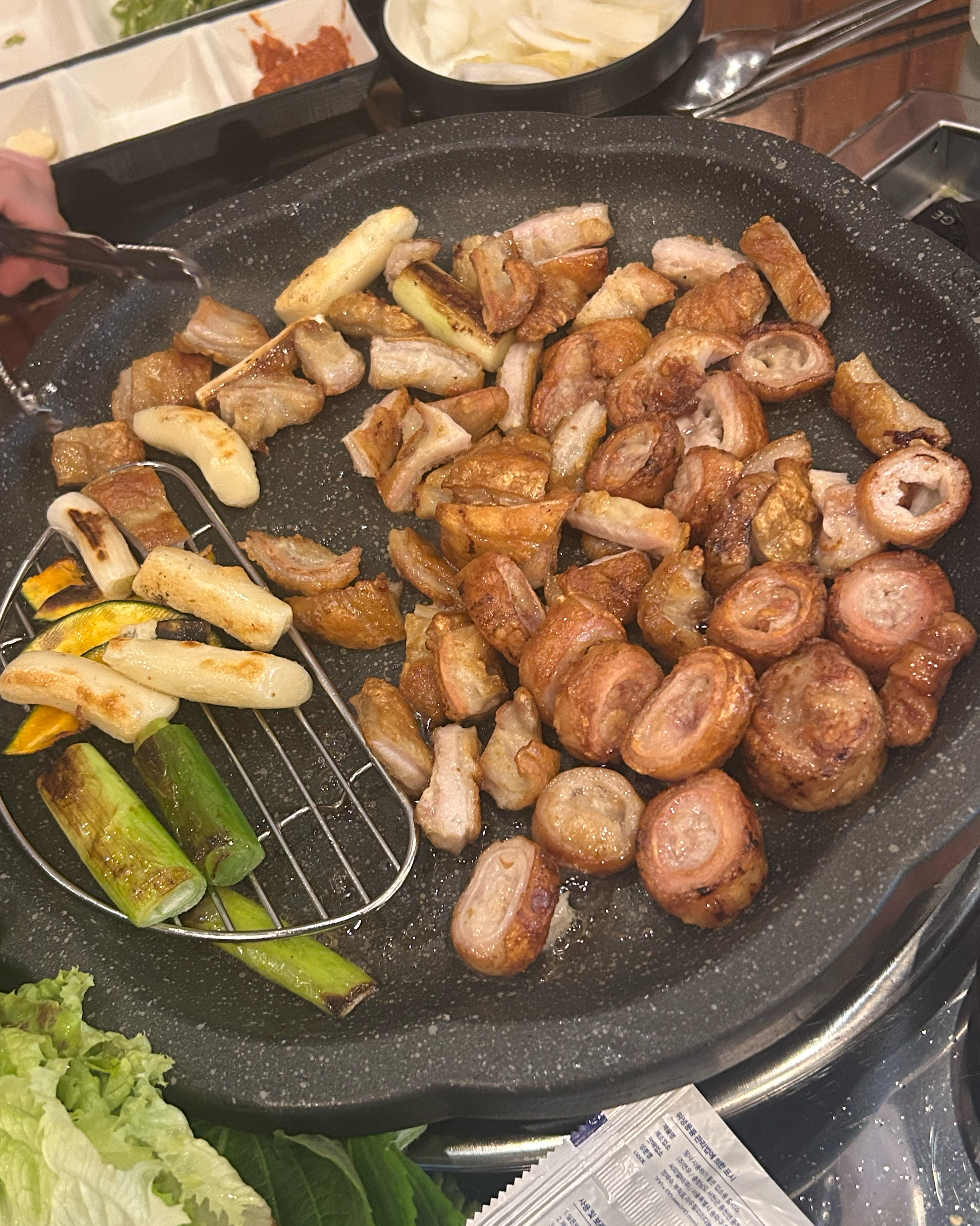 운좋게 금요일 저녁 대기 없이 들어갔어용 - 대구 맛집 연막창 침산고성직영점
