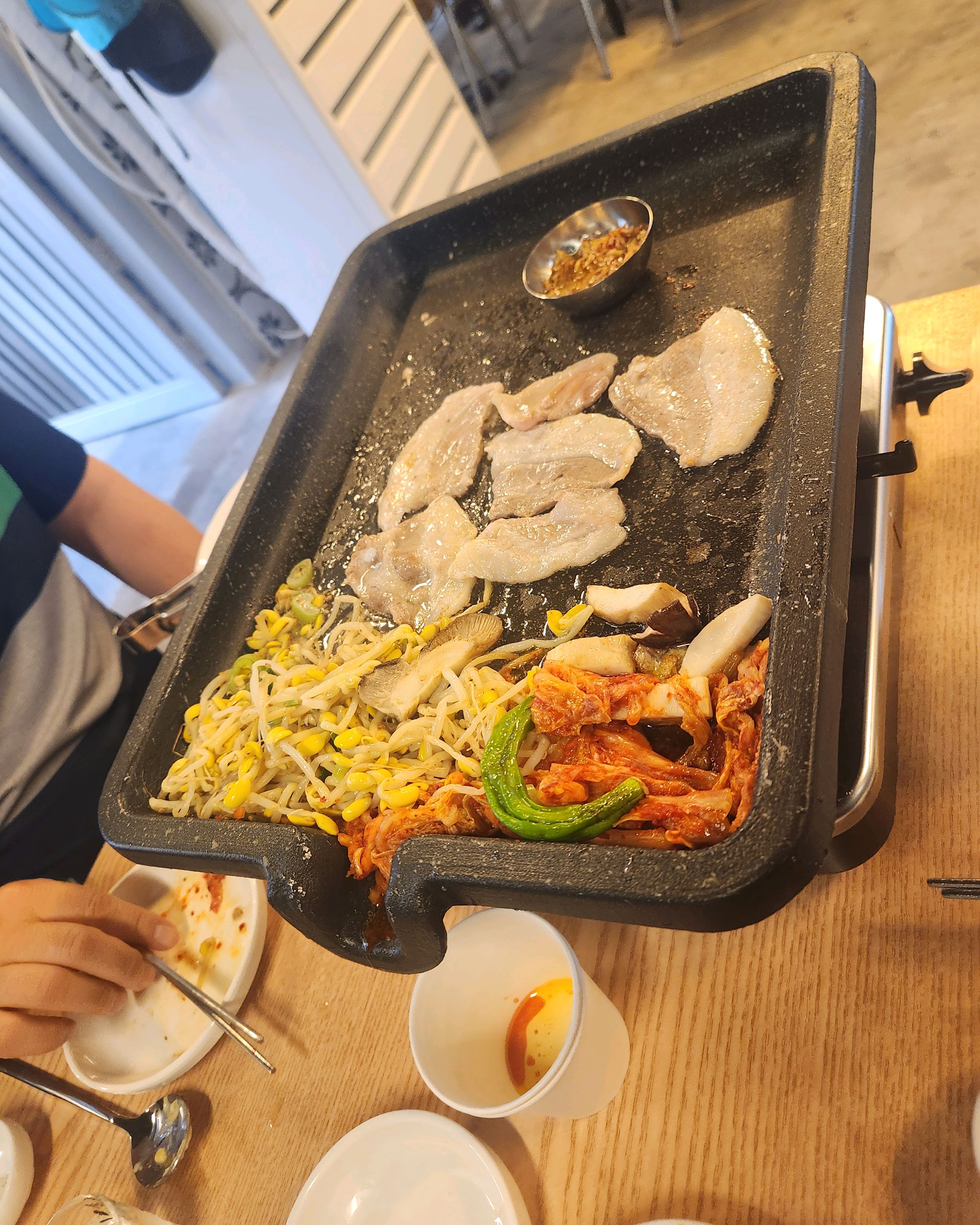 소개로 왔는데 맛도 좋고 분위기도 좋고 - 대전 맛집 행운 대전 월평