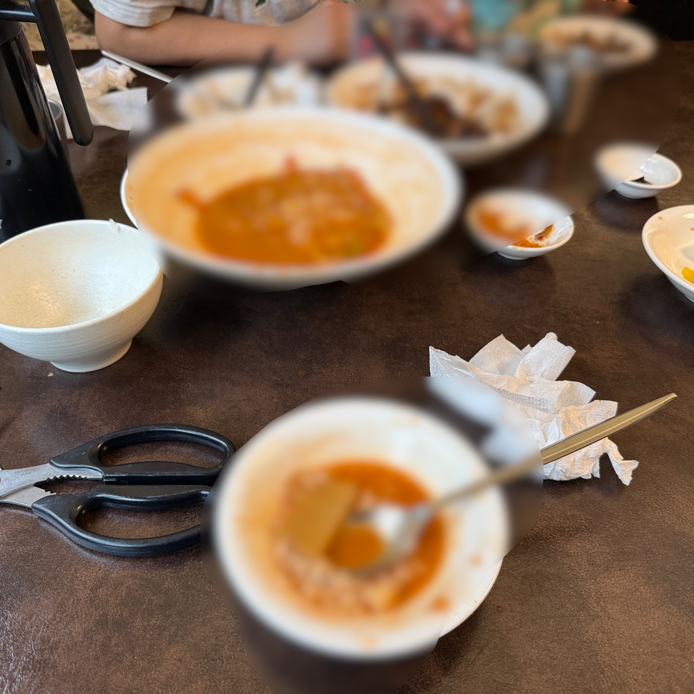 가족과 자짱면 먹고 싶을때 오는 곳이네요. 아이는 짜장 우리는 짬뽕 먹고 갑니다. 밋있고 