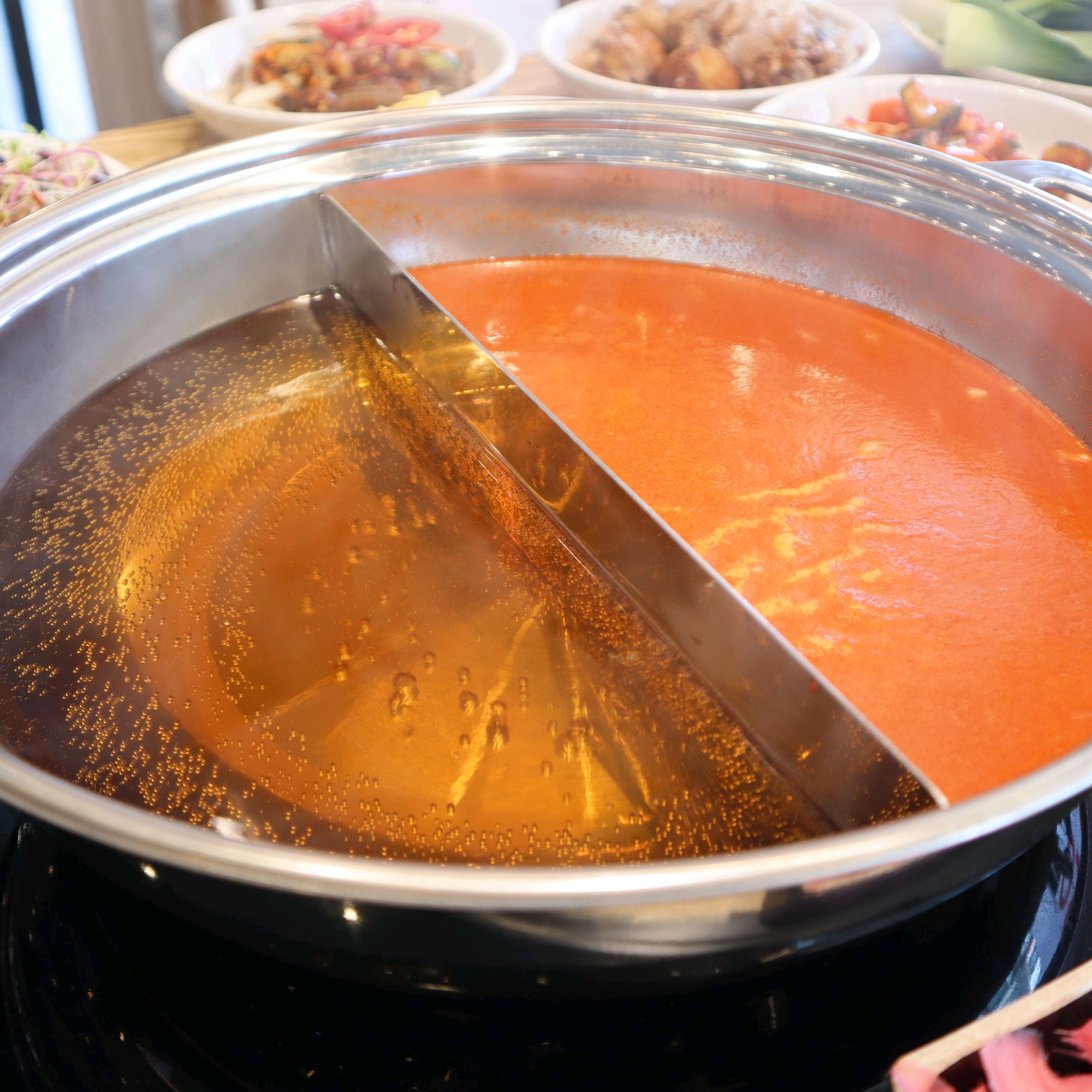 육수가 다른 곳 보다 제 입맛에 딱 맞고 자극적이지 않아서 좋아요~ - 대전 맛집 샤브20 대전둔산점