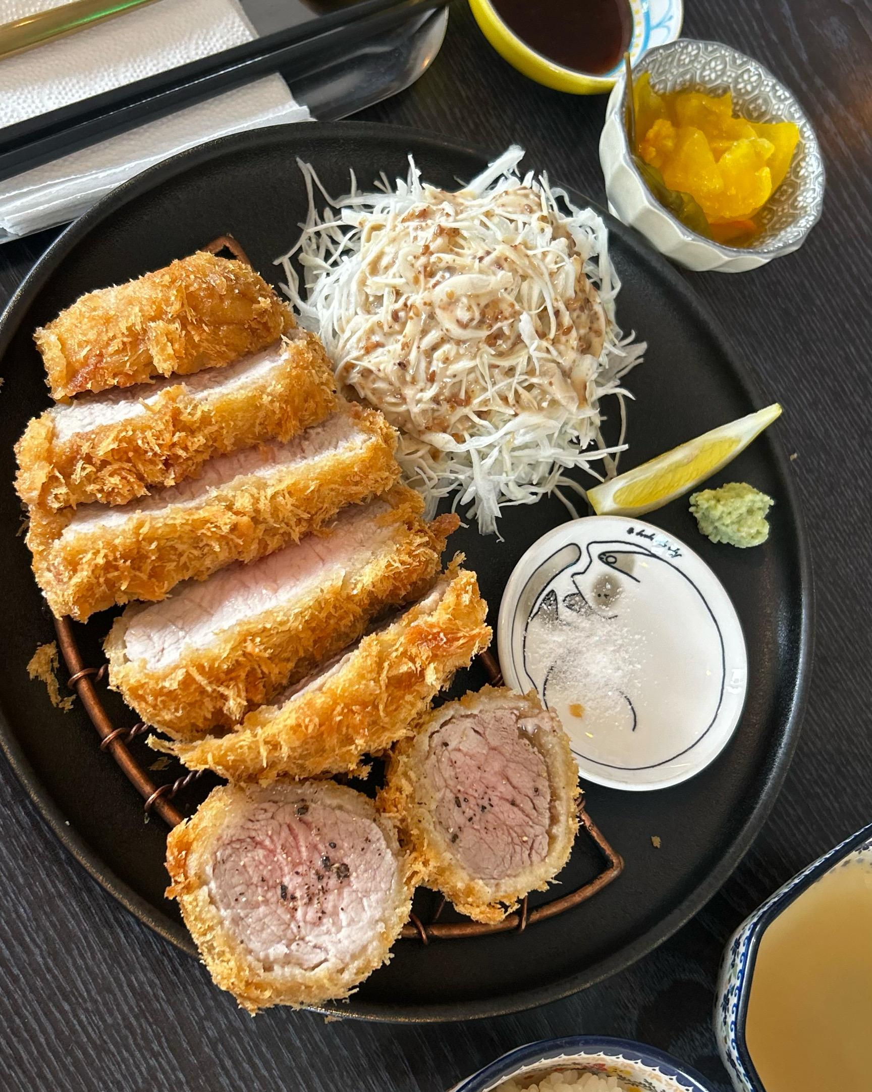 치즈안심 세트를 먹으려고 했는데 오늘 품절이라 등심안심세트를 먹었네요🥹 - 제주 맛집 봉자네상점