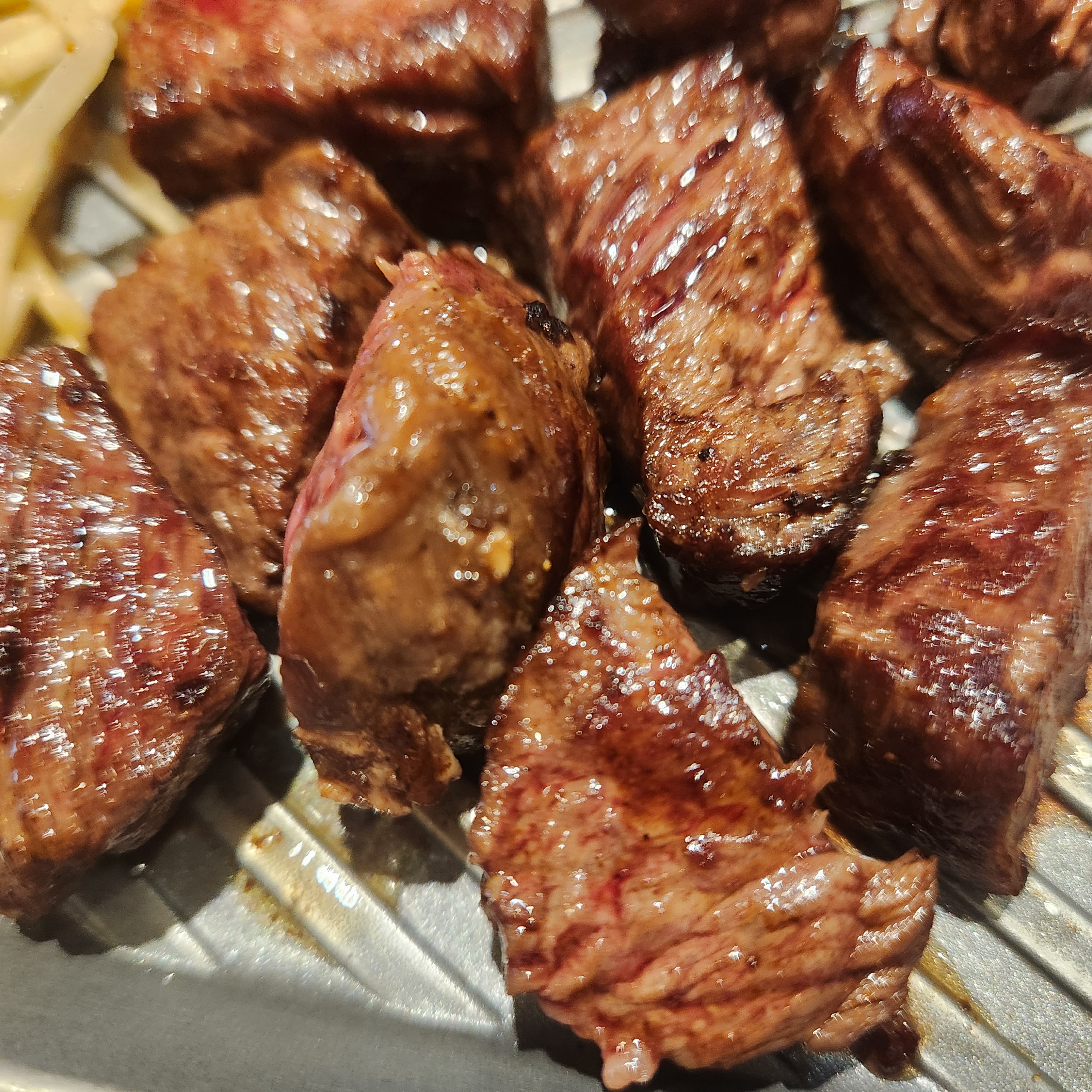 정말 맛있어요 다시또 오고싶어요~~ 살치살 토시살 다 부드러워요!! 강추~ - 대구 맛집 후쿠오카호르몬 동성로점