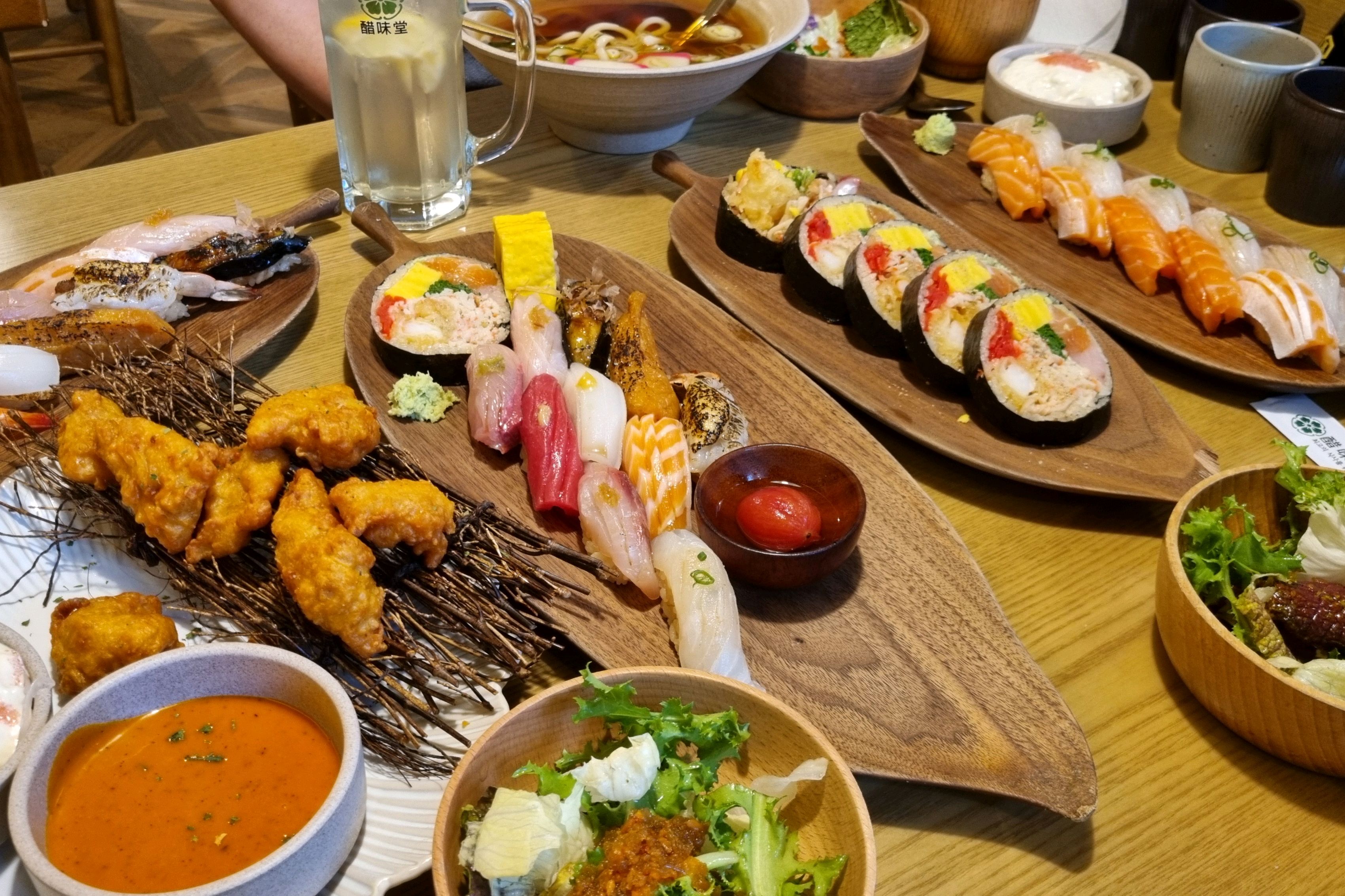 매장이 깔끔하고 인테리어가 예뻐요 음식도 맛있습니다 - 대전 맛집 초미당 세번째