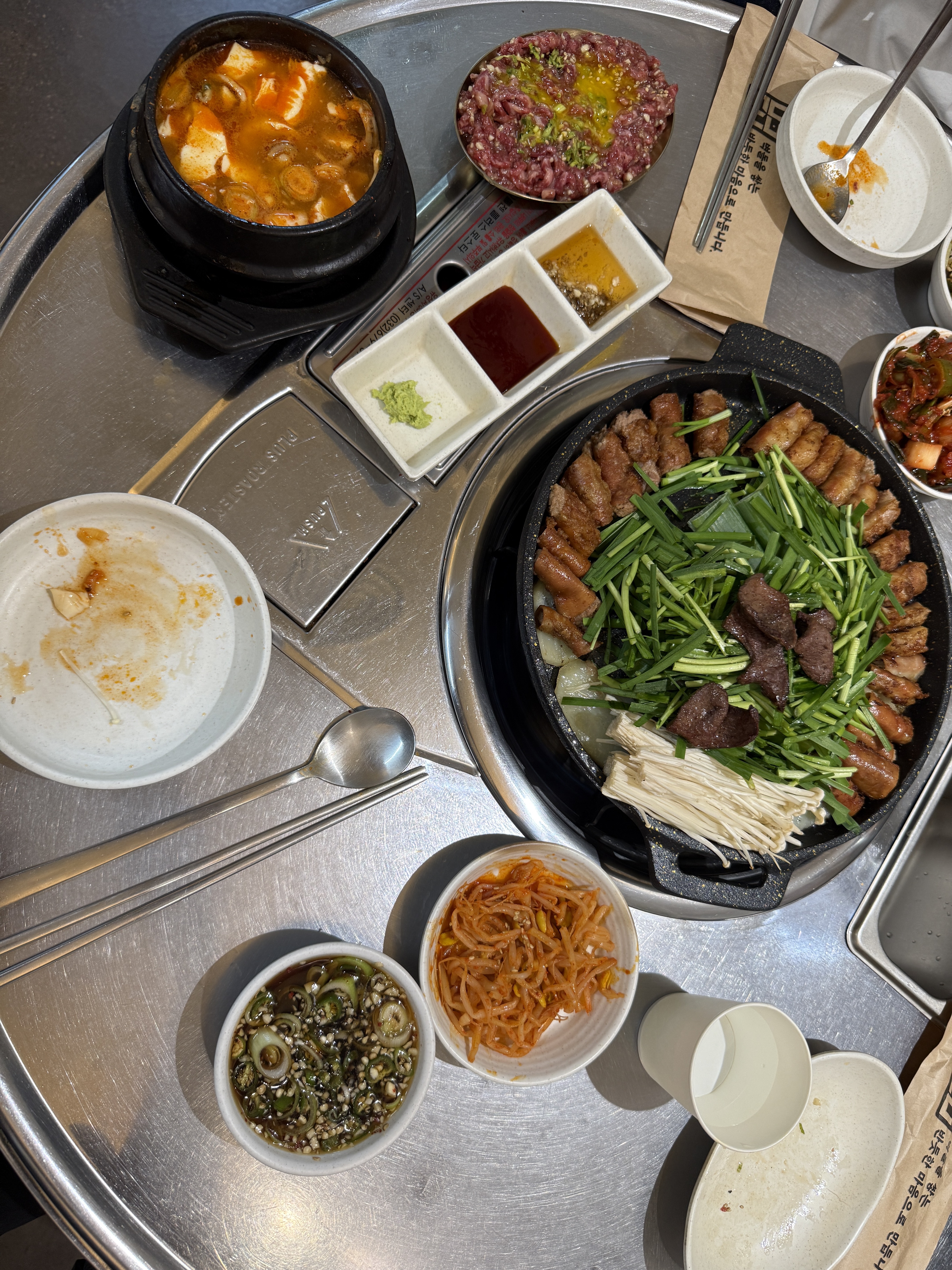 곱창 곱도 많고, 육회가 진짜 맛있어요.!.!.!.! - 대전 맛집 벽돌곱창 시청본점
