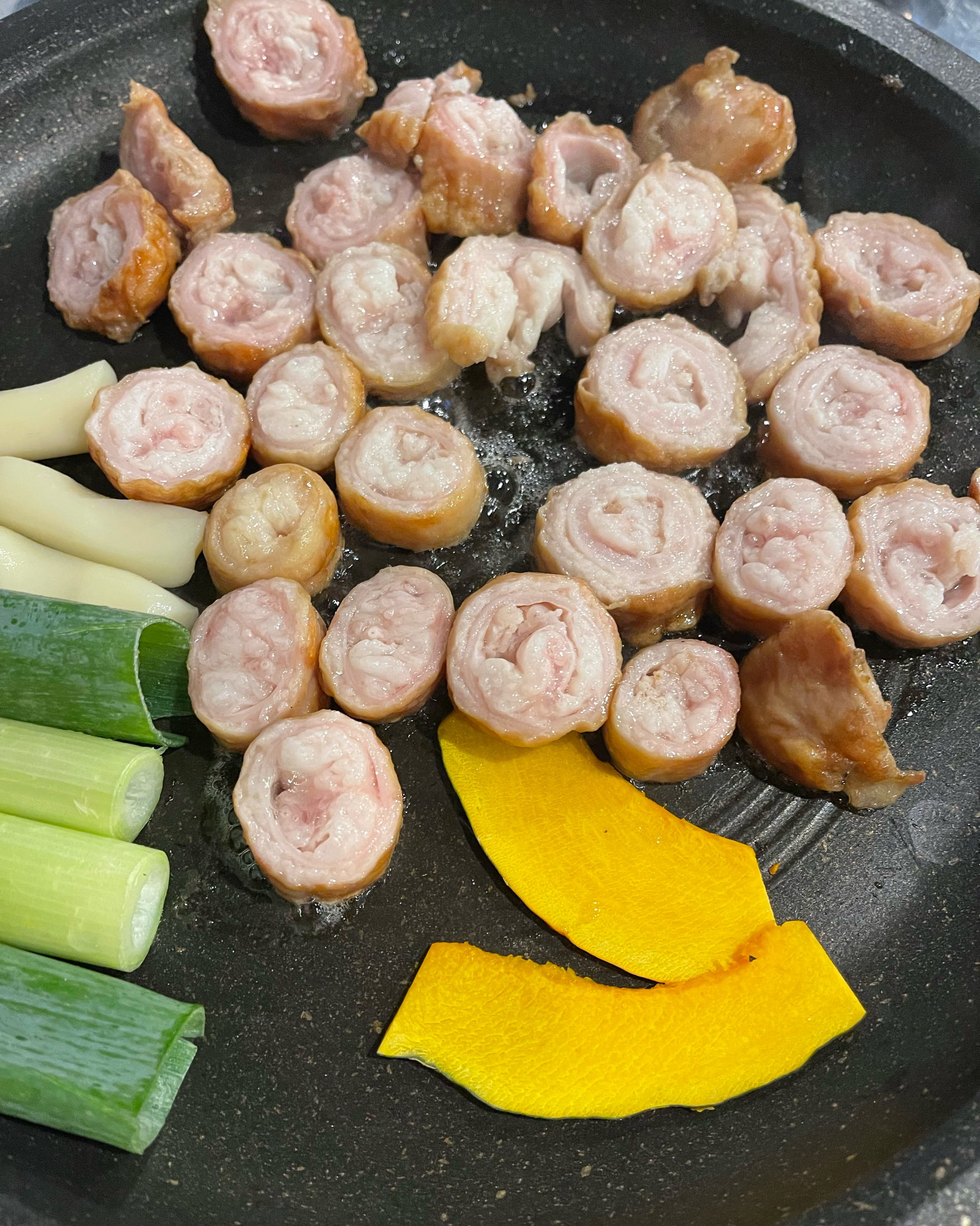 처음와보는데 여태먹은 대구 막창중에 가장 맛있었어요 ㄱㄱㅌ이랑 비교하자면 연막창이 좀더 맛