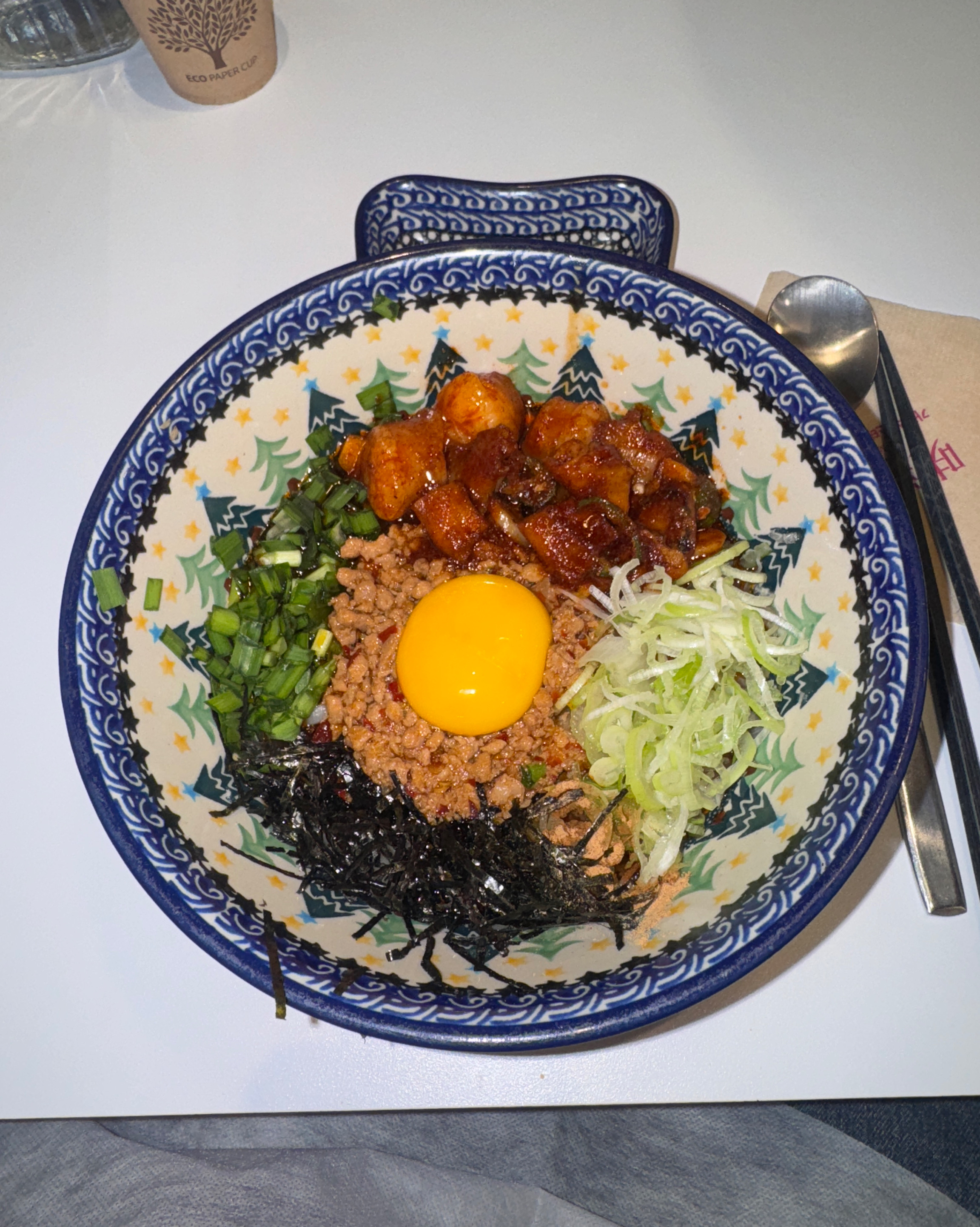 처음 와봤는데 다들 너무 친절하시고 음식도 양도 많고 맛있어요! 다음에 은행동 왔을 때도 