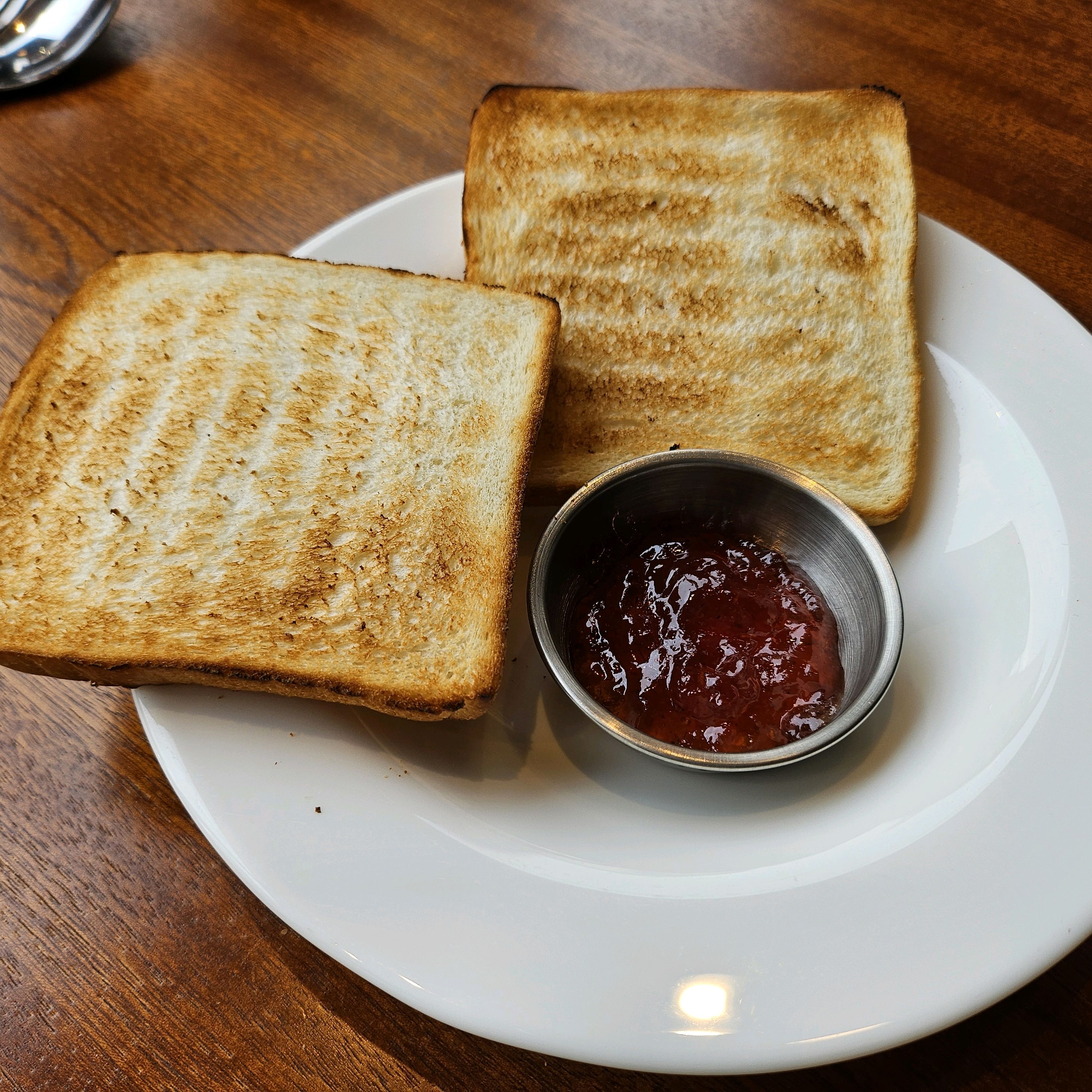 외식하러나왔는데 친절하시고 양도많고 맛있었어요:) - 대전 맛집 한밭경양식 월평본점