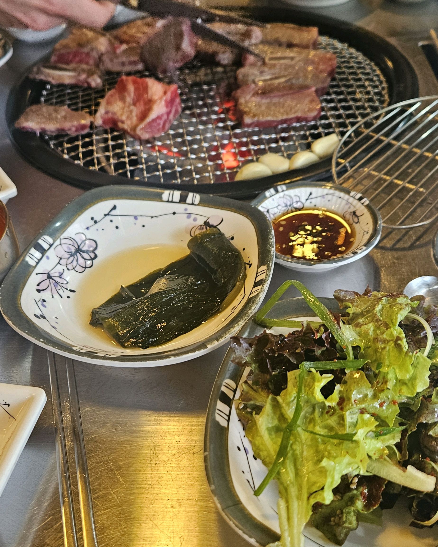 가족모임으로 저녁먹으러 왔어요 - 대구 맛집 우복금 생갈비 대구 본점