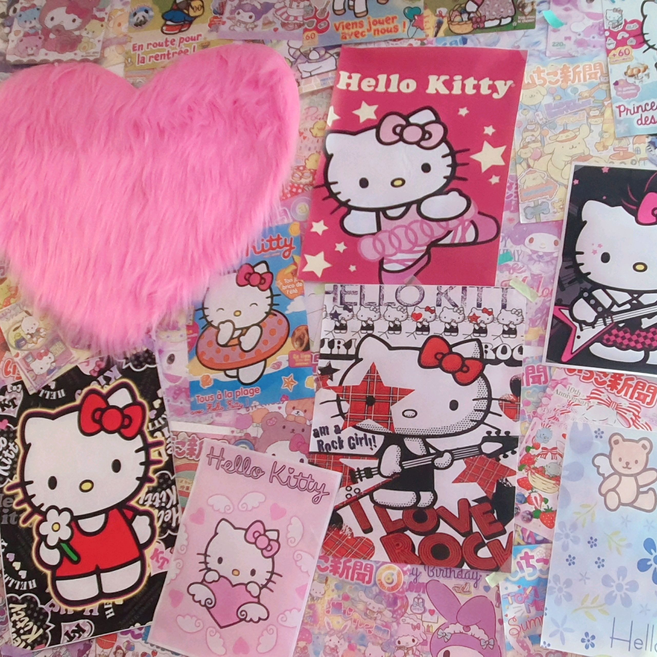 예쁘고 귀여운 소품들 진짜 많아서 구경하는 재미도 있었네요! 음료도 맛있고 귀여웠어요~~~