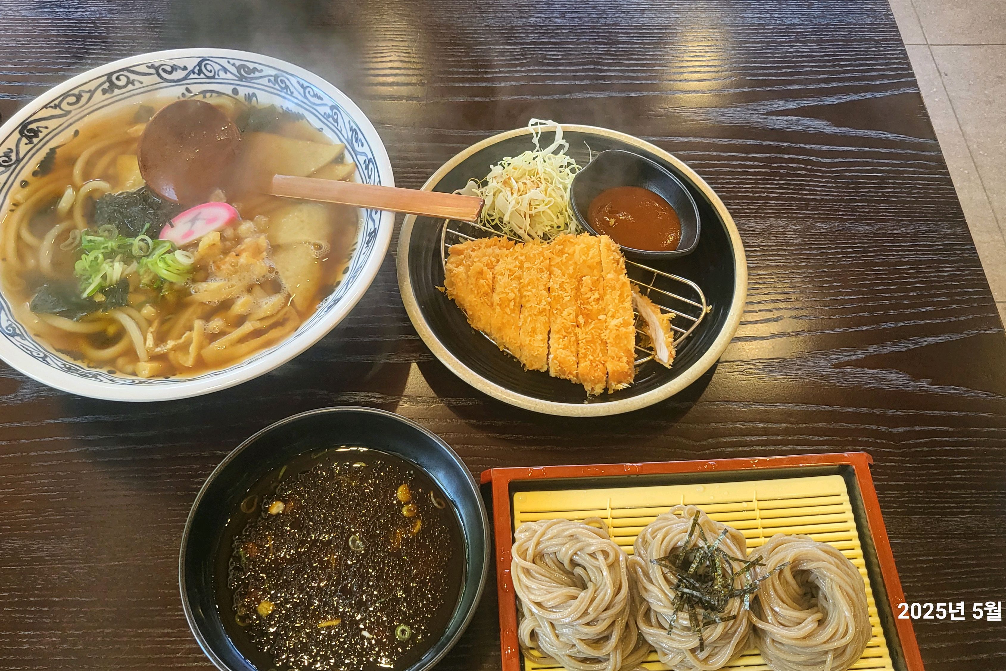 11시입장해서~~~ㅎㅎ맛있게잘먹었어요 - 대구 맛집 삼동소바 대구시지점