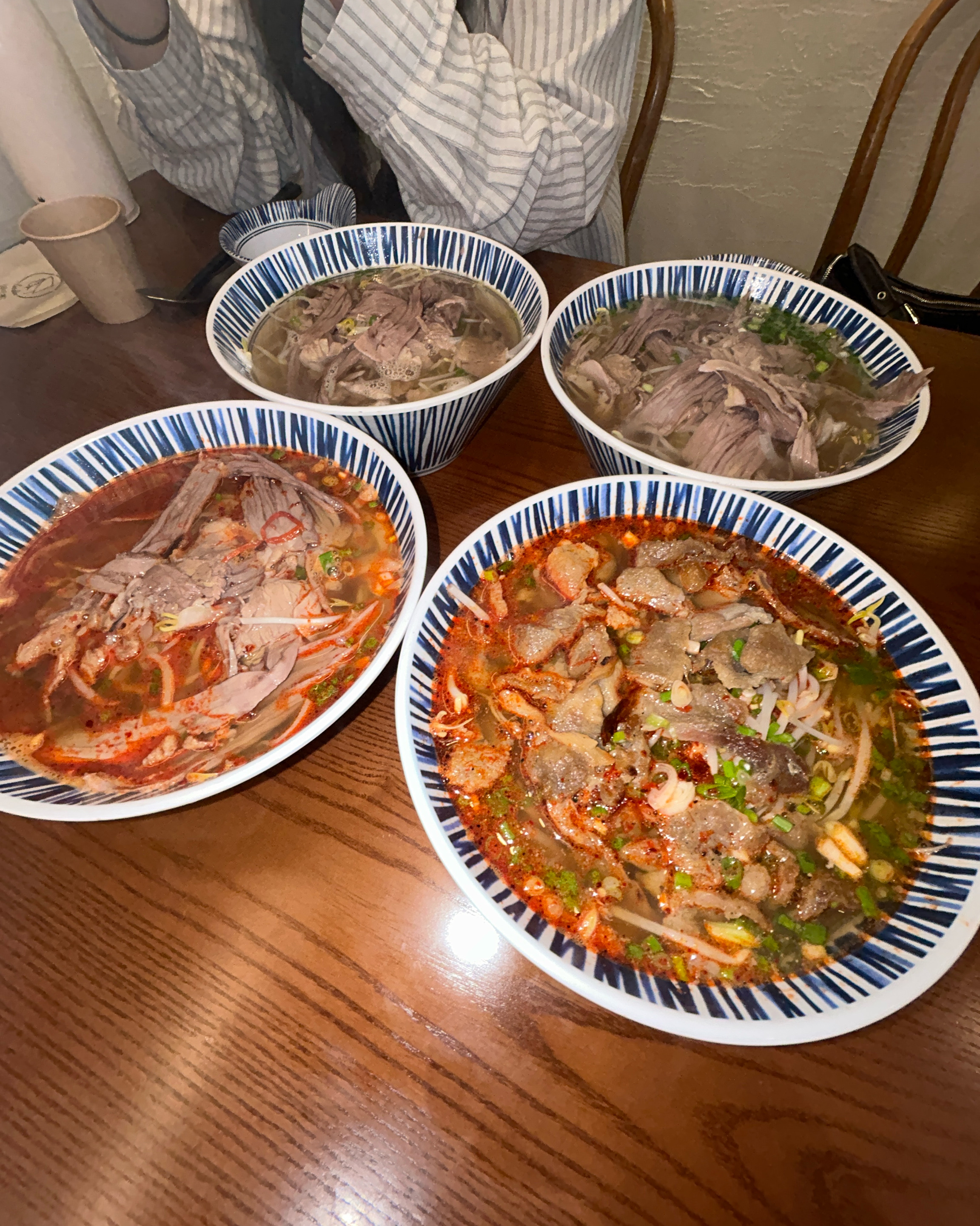 처음 오는데 너무 맛있어요 ㅠㅠㅠ 다음에 또 올 것 같습니당 더현대랑도 가깝고!! 보니까