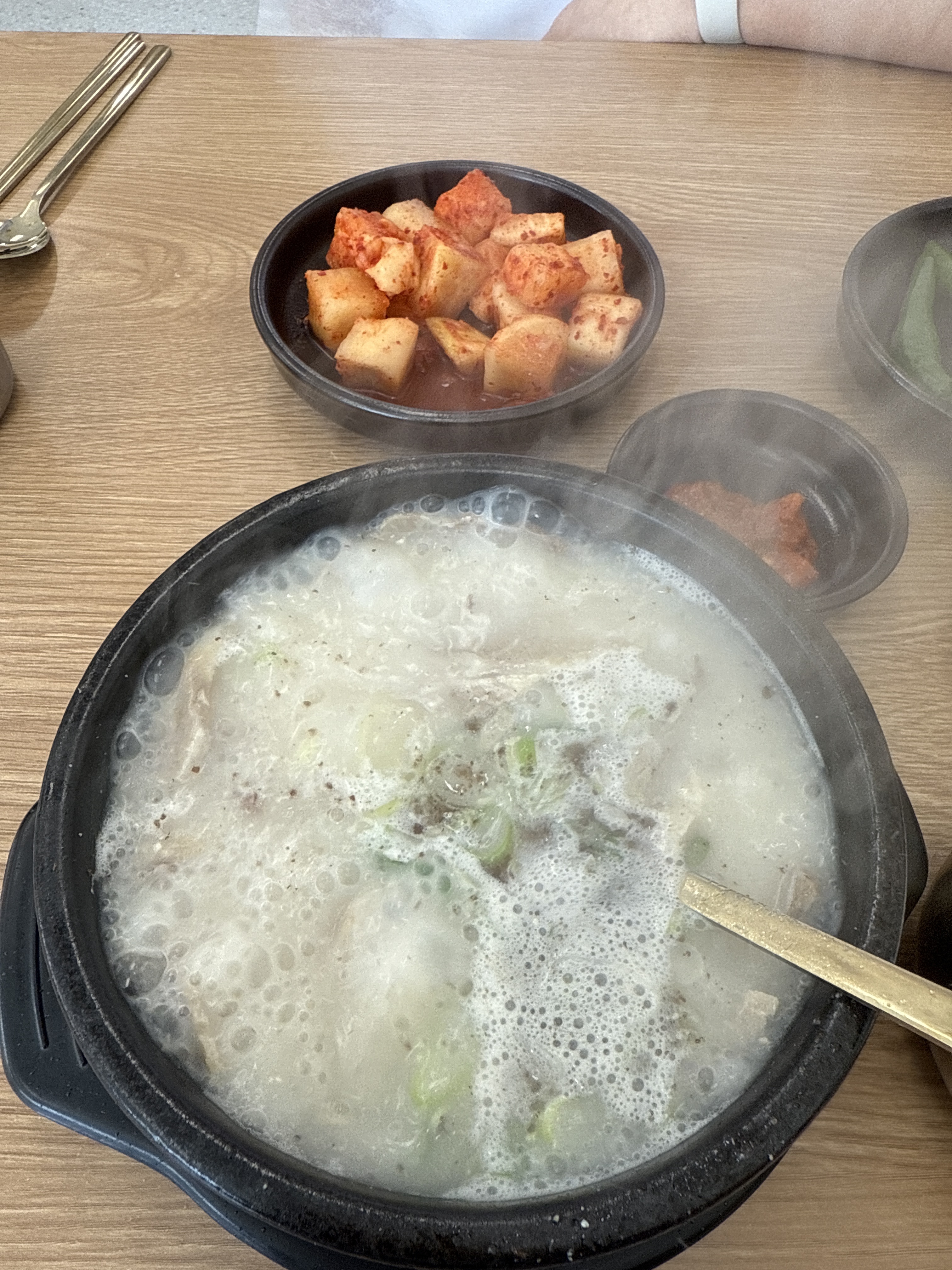 야구보러왔다가 근처 숙소에서 자고 아침으로 먹으러왔어요 ! 근처에 아침먹을 곳 있나 찾아봤