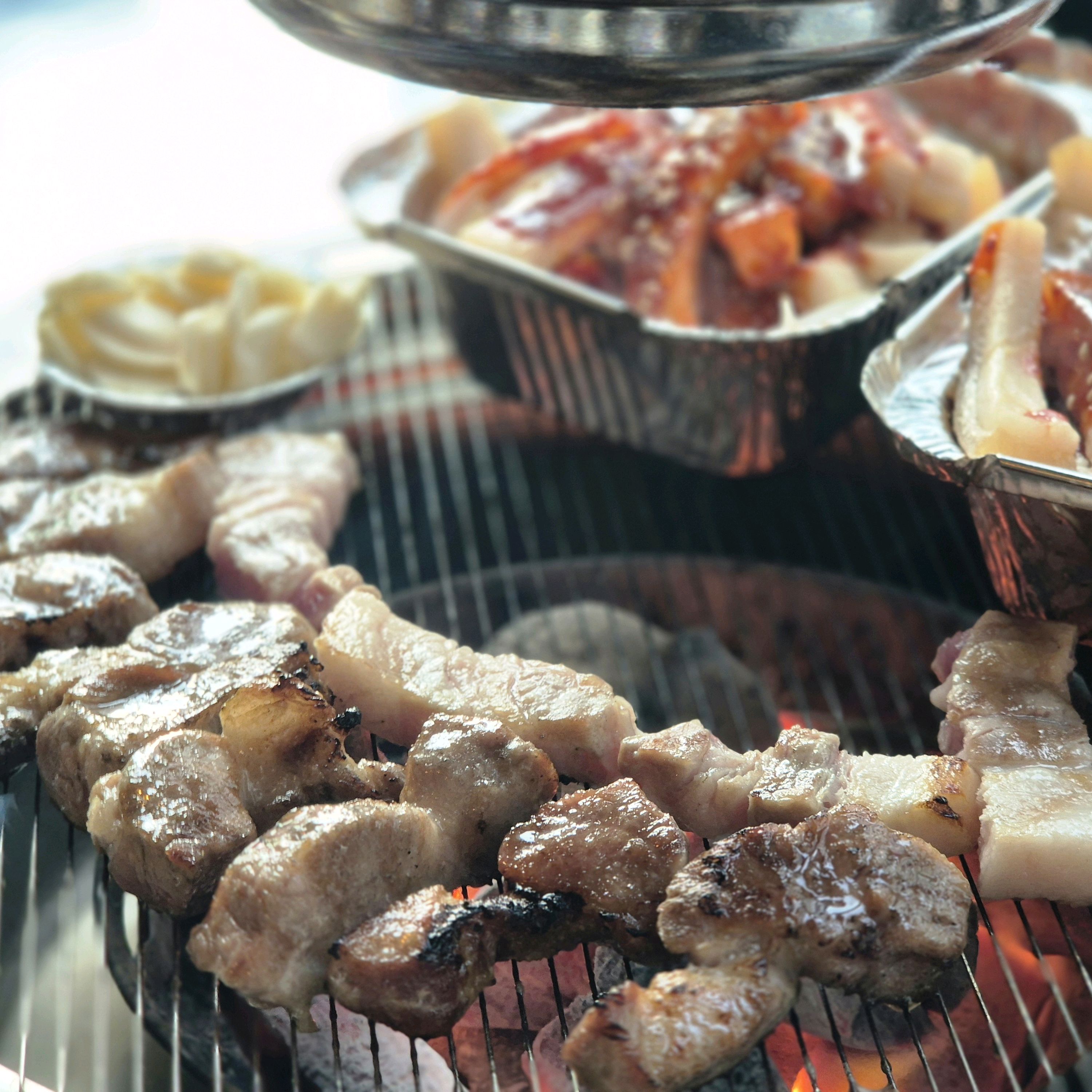 오류동에 신상 맛집 생겼길래 가봤는데 진짜 맛있었어요! 고기가 초벌구이 되어 나와서 금방