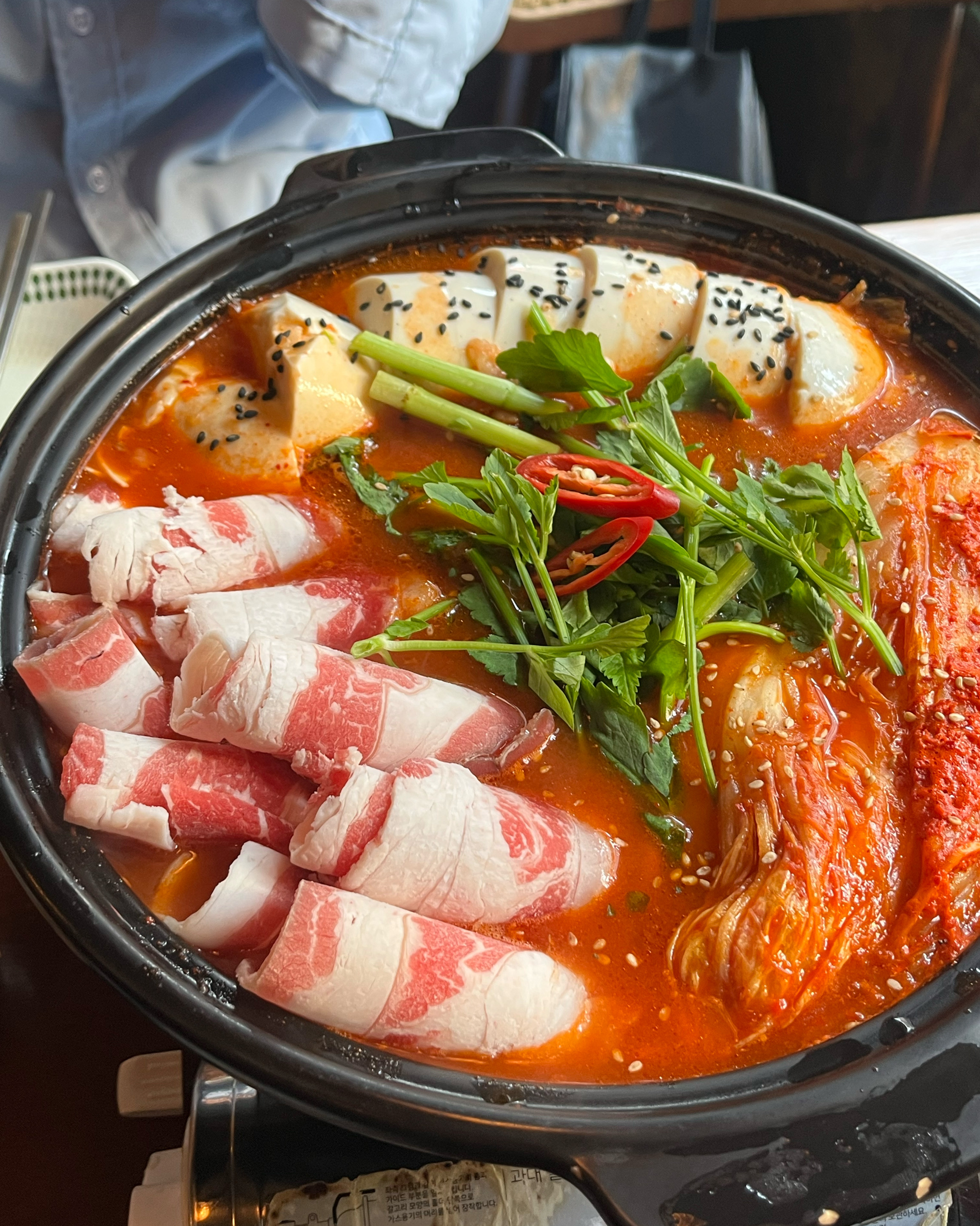 안주가 전체적으로 맛있어서 재방문했어요! 매장도 넓어서 단체로 오기 좋은 것 같아요! 몽주