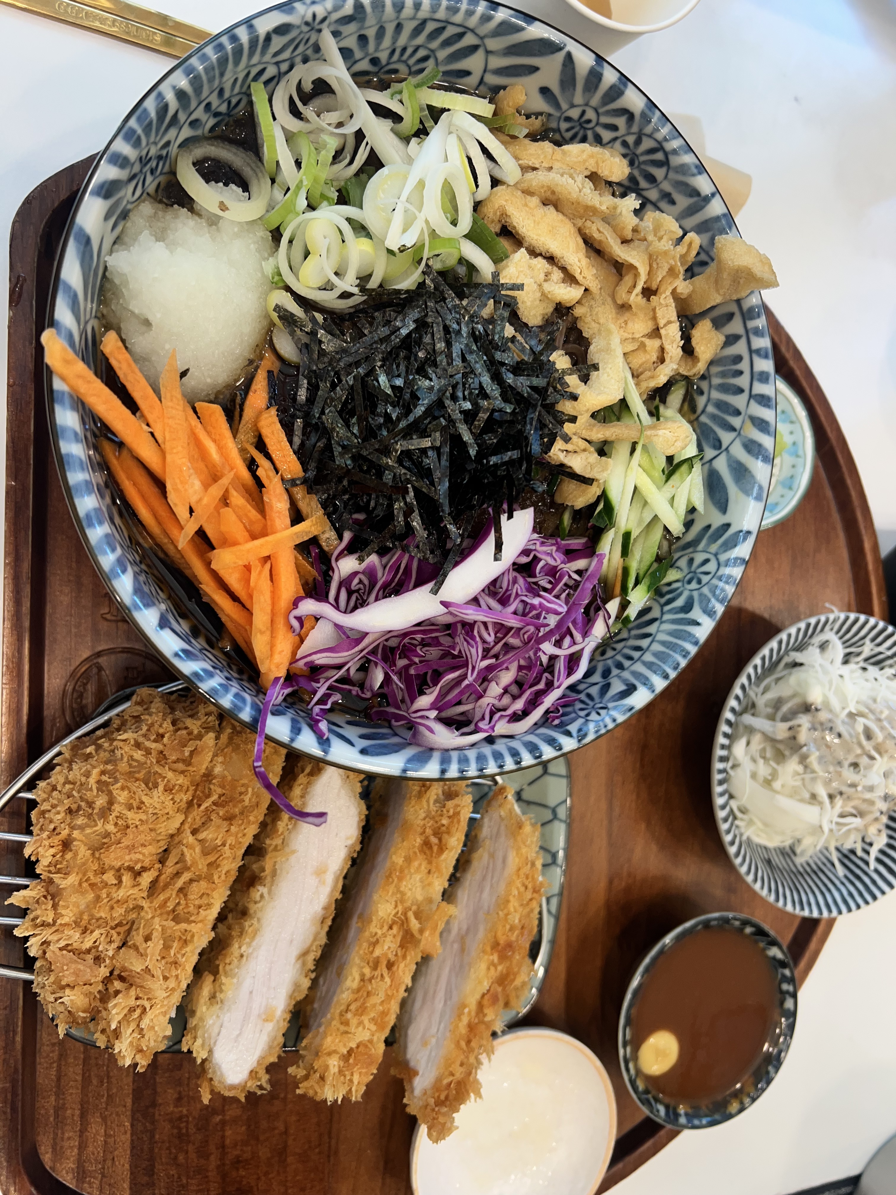매장이 깨끗해서 좋아요. - 당산역 맛집 백소정 당산점