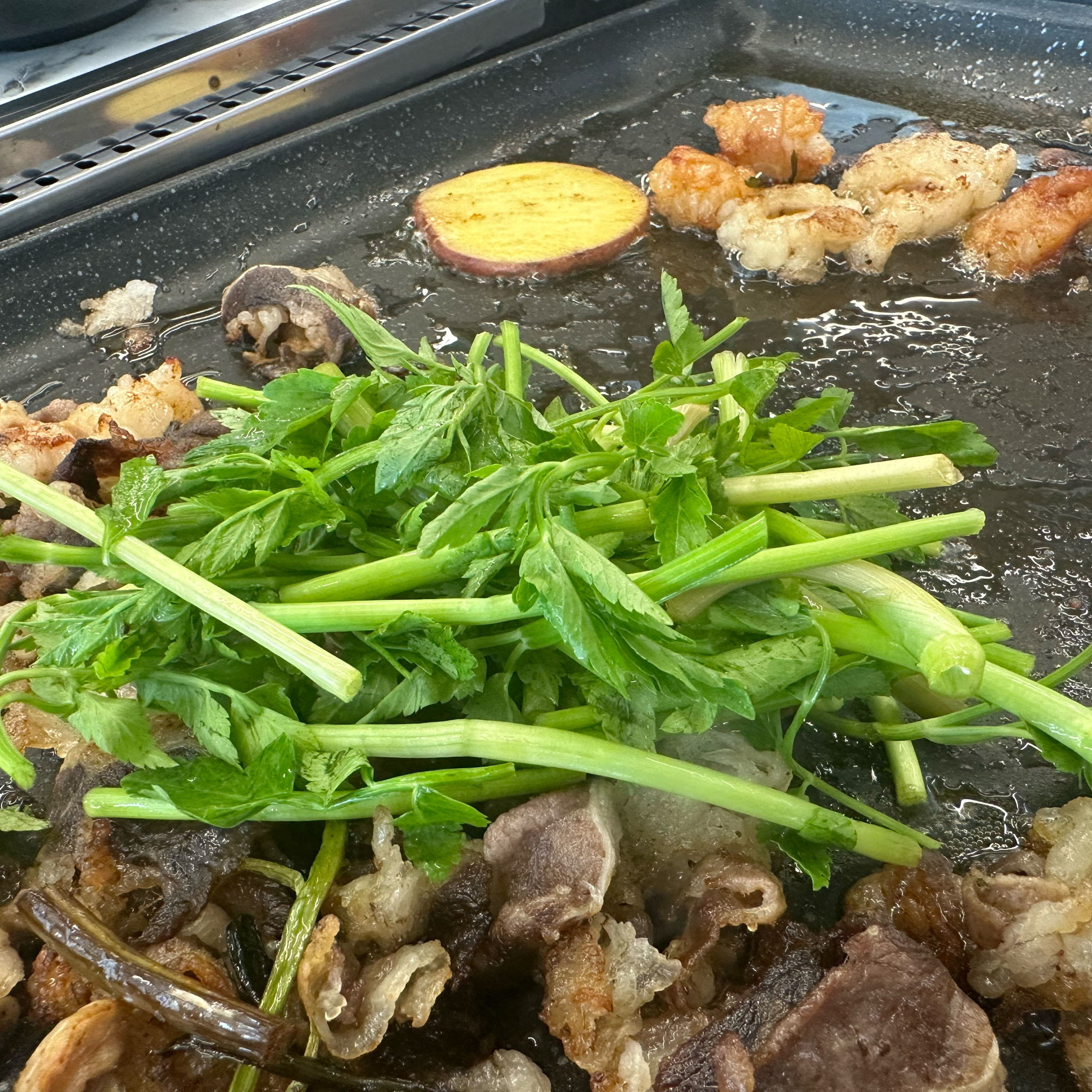 역시 사람은 부단히 검색하고 돌아다녀야 이렇게 맛있는데도 오나봐영.. 이런데 있는거 첨 알