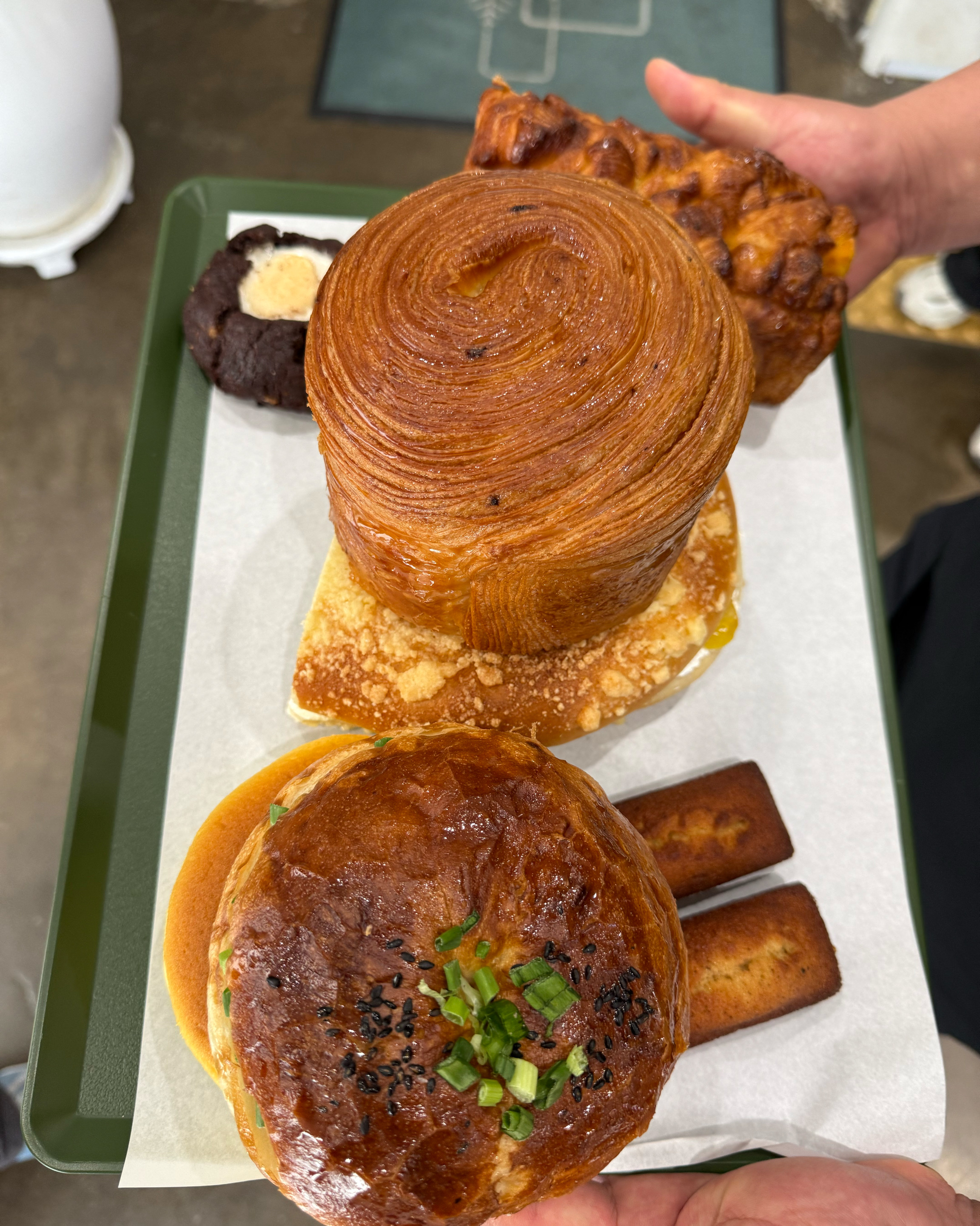 처음 와본 곳인데 장소도 쾌적하고 빵도 맛있습니다! - 대전 맛집 cafe N&D