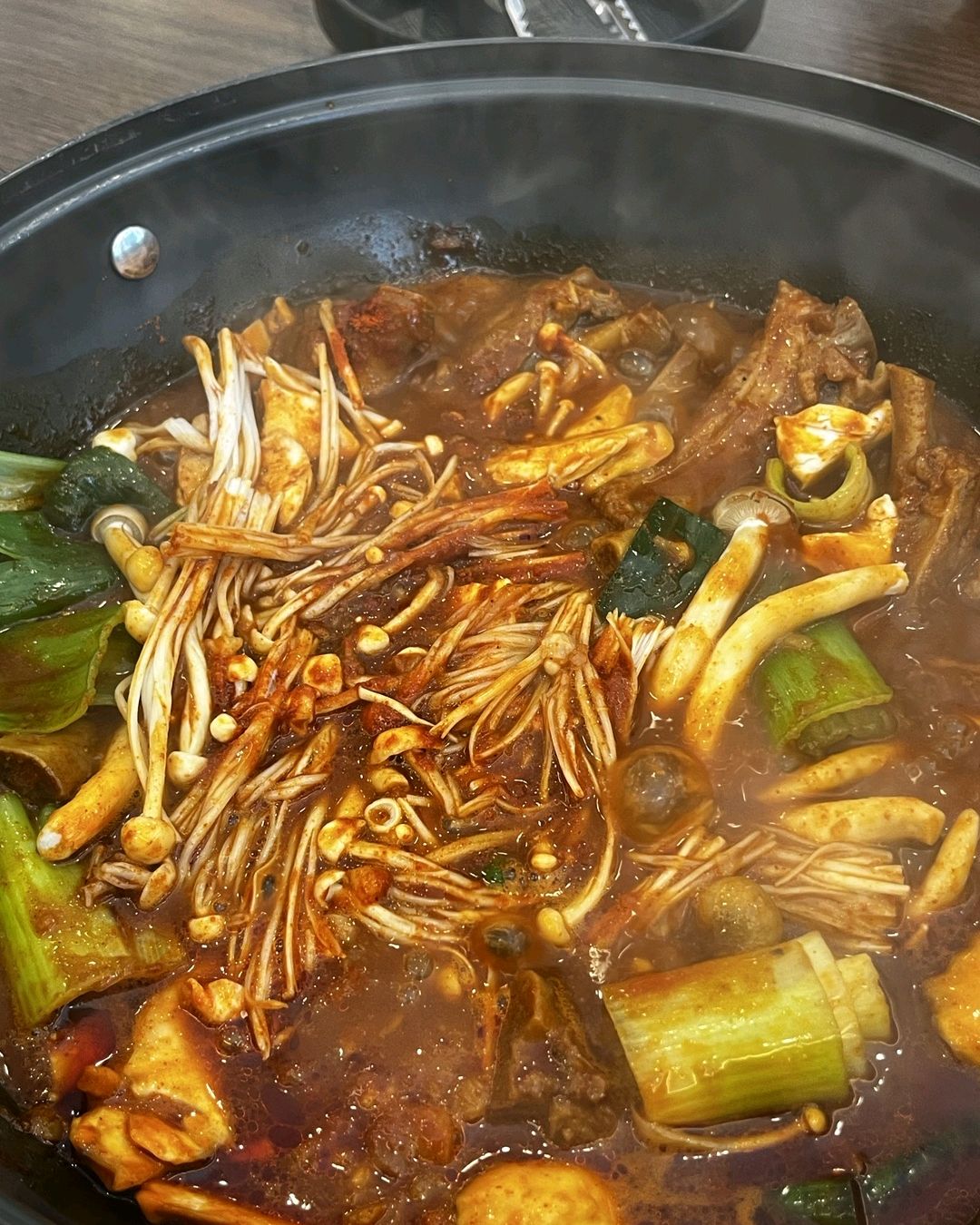 진짜 너무 맛잇어요.. - 대전 맛집 앞산큰골집 대전둔산점