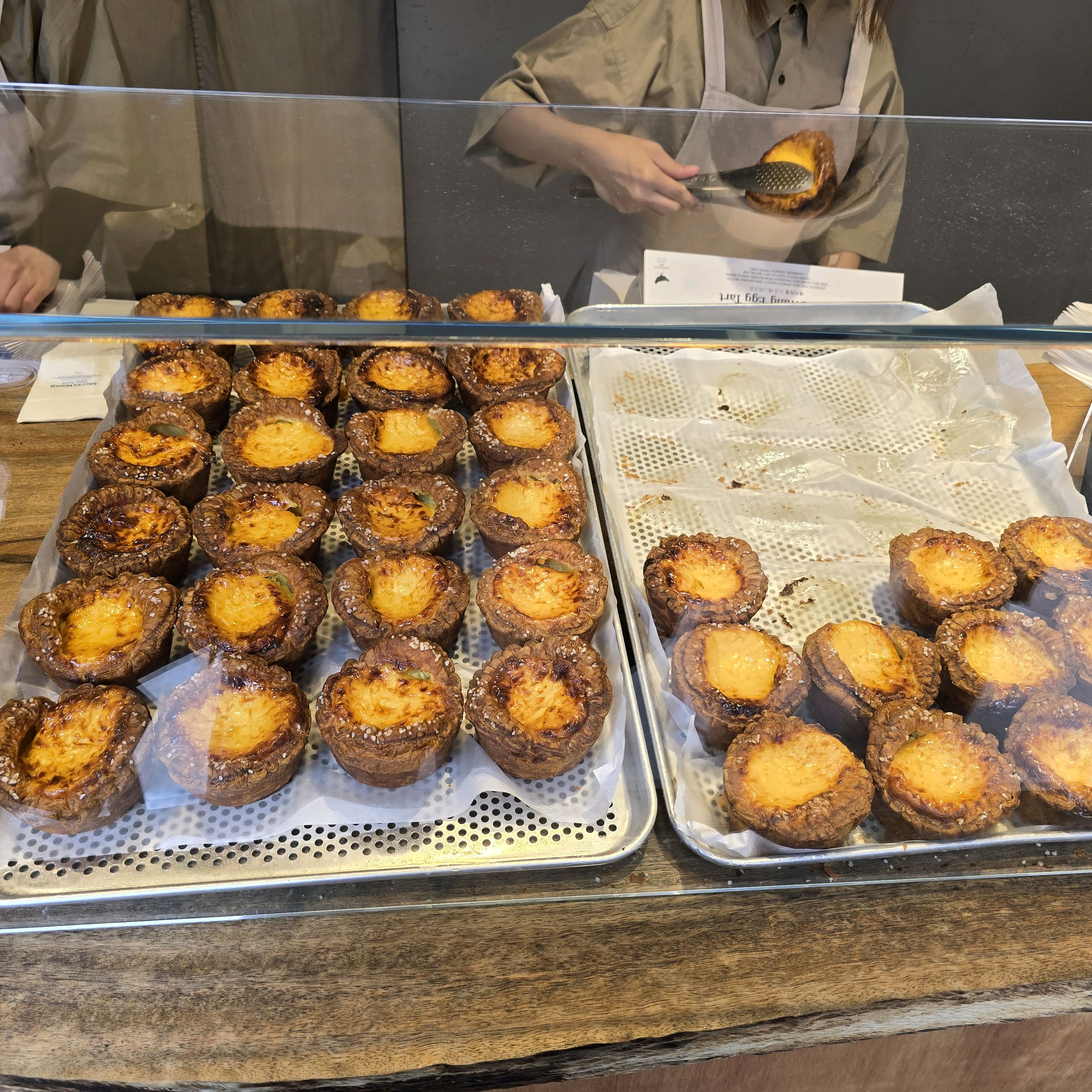 성수에 언니랑 놀러 갔다거 맛난 에그타르트!! - 성수 맛집 메이타왕에그타르트스토어 성수본점