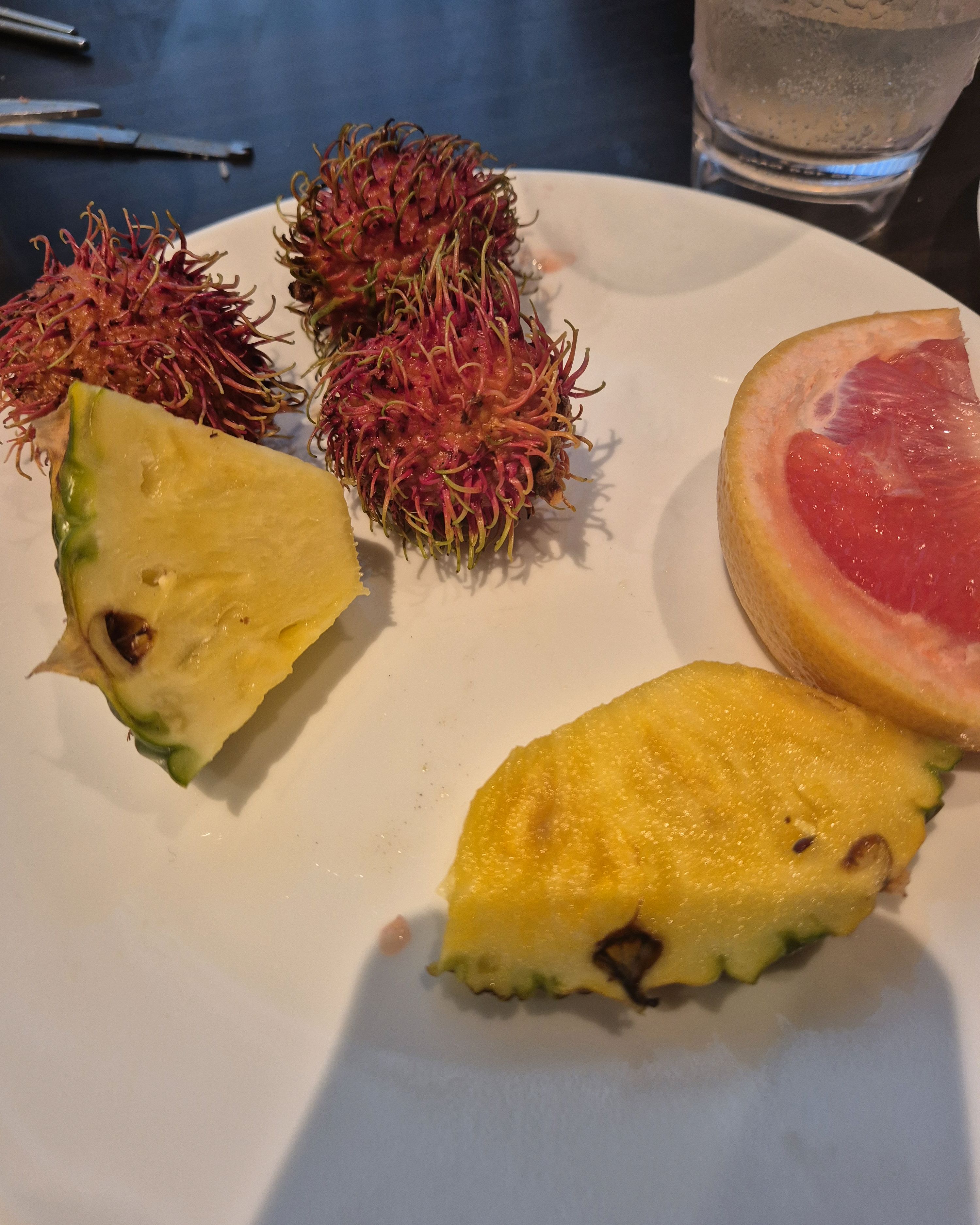 추천메뉴 샐러드바 이용했고, 스테이크도 맛있어요. 너무 맛있게 먹느라 사진을 못찍었어요. - 대전 맛집 빕스 대전현대아울렛점