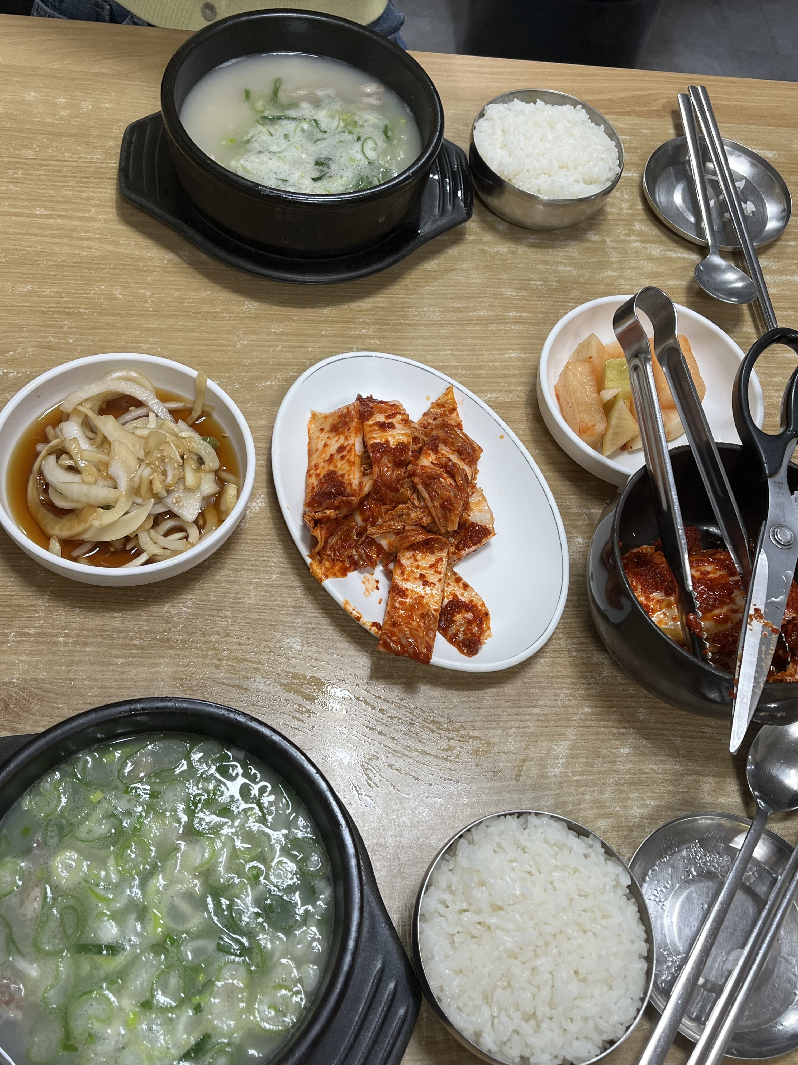 김치 맛있어요!! - 대전 맛집 선화동소머리해장국