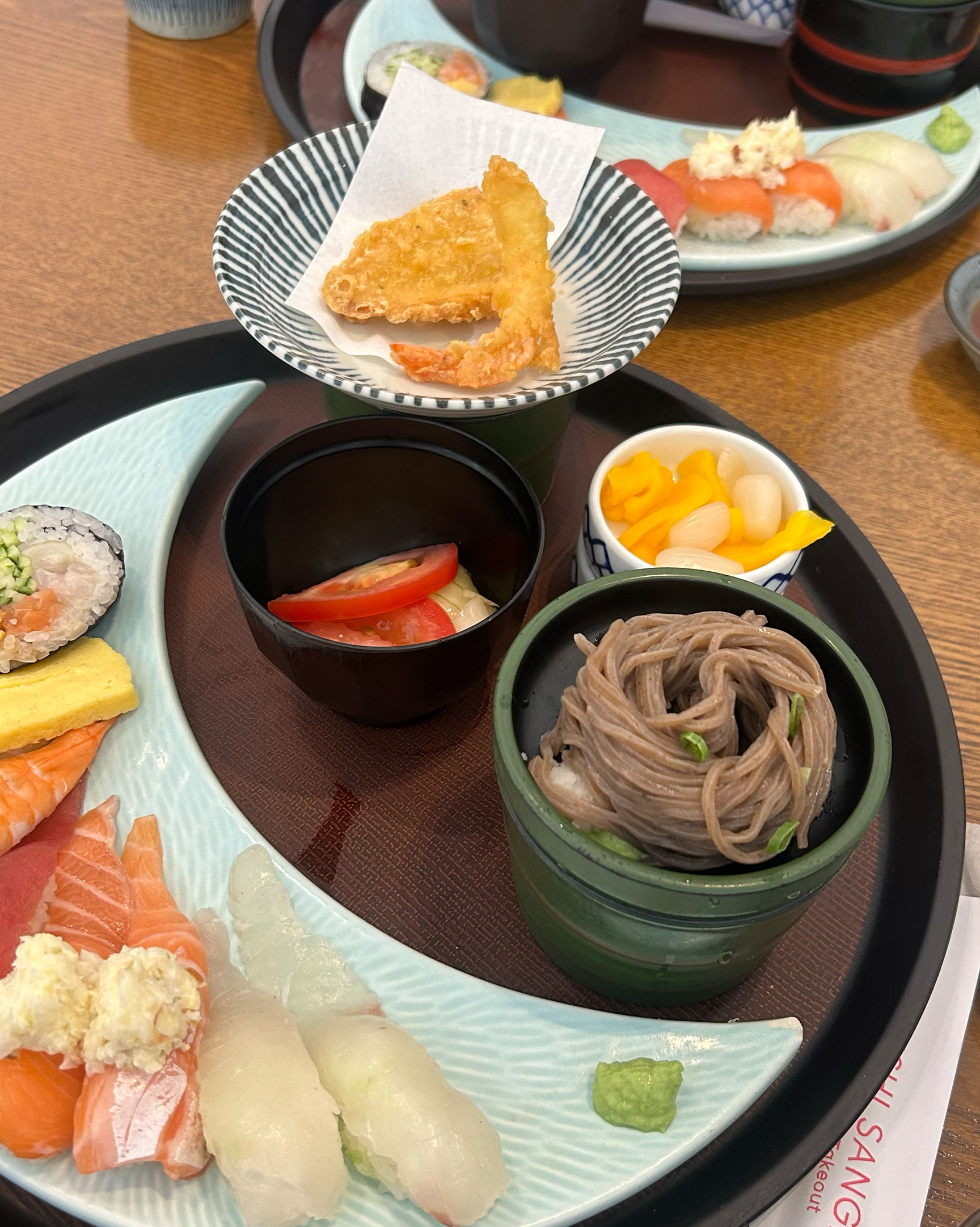 봉명동 점심초밥 맛집은 1등 상무초밥!! 항상 점심에 초밥 먹고싶으면 여기와서 점심특선 먹