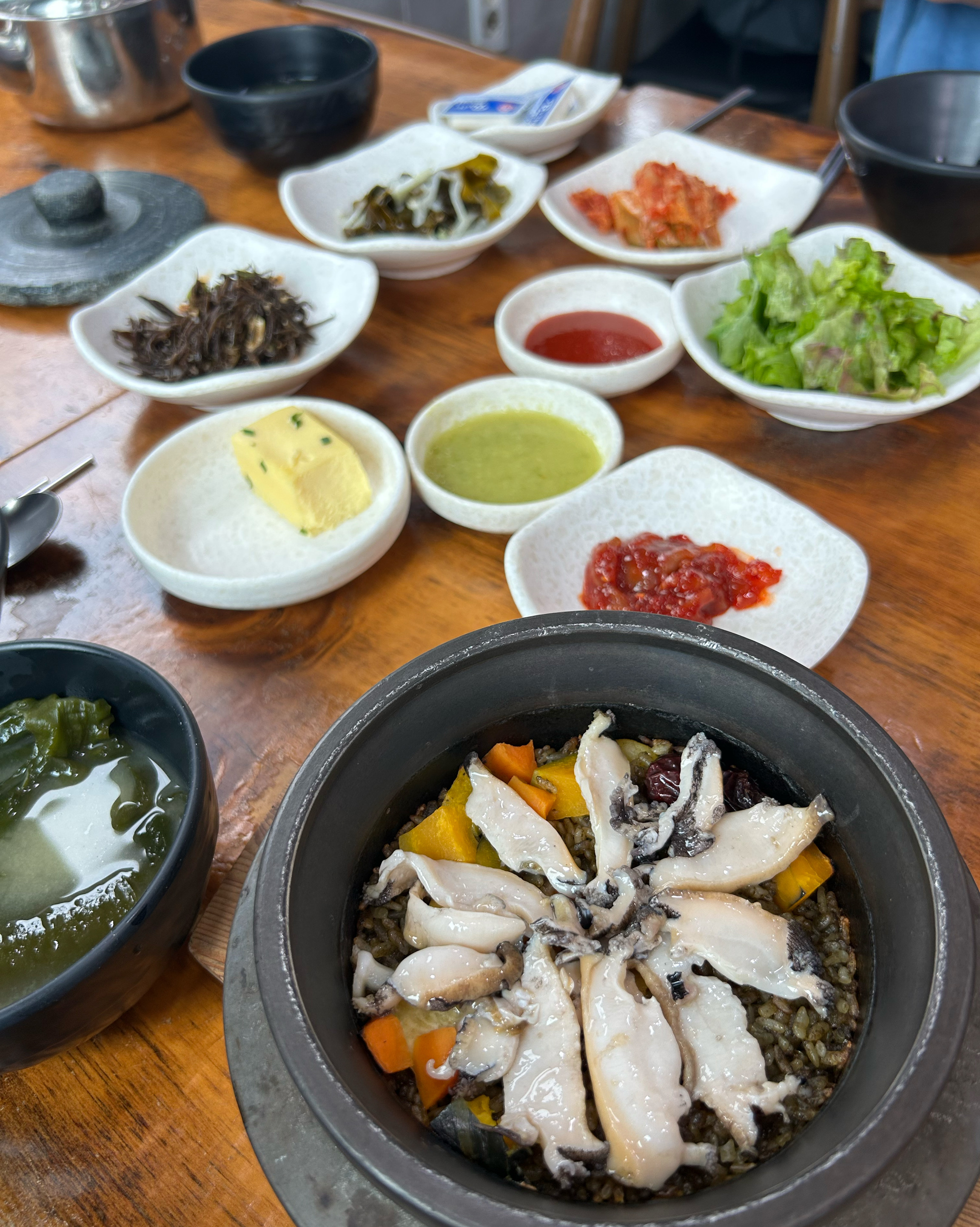 점심에 가면 웨이팅 30-40분 있지만 - 제주 맛집 명진전복